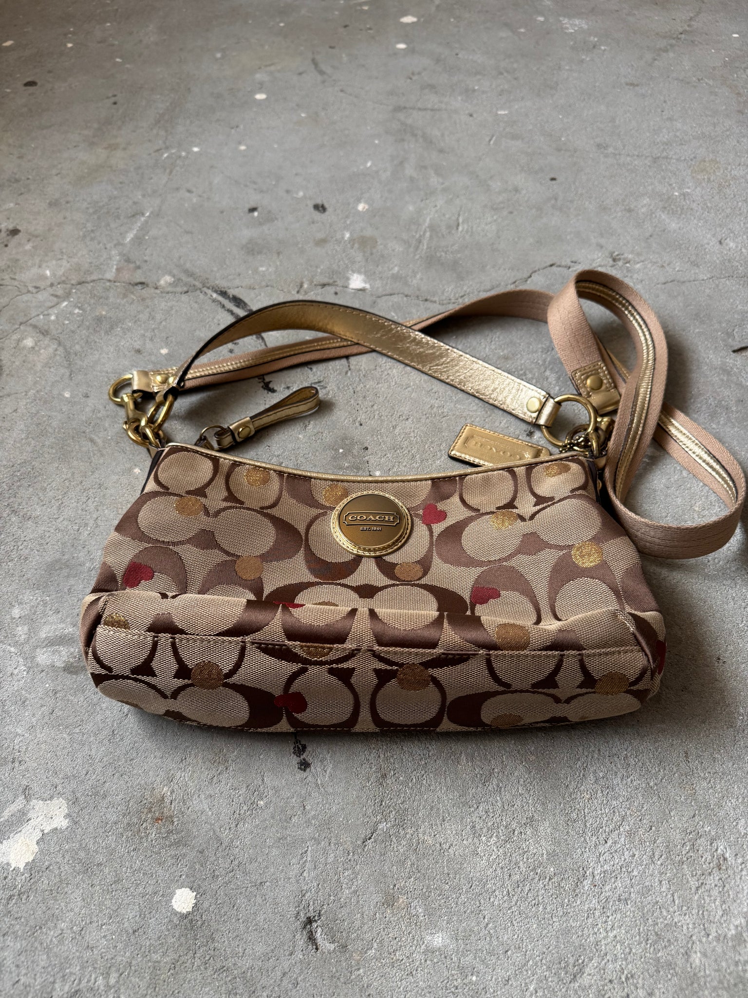 Coach 2Way Signature Heart Shoulder Bag Beige/Gold