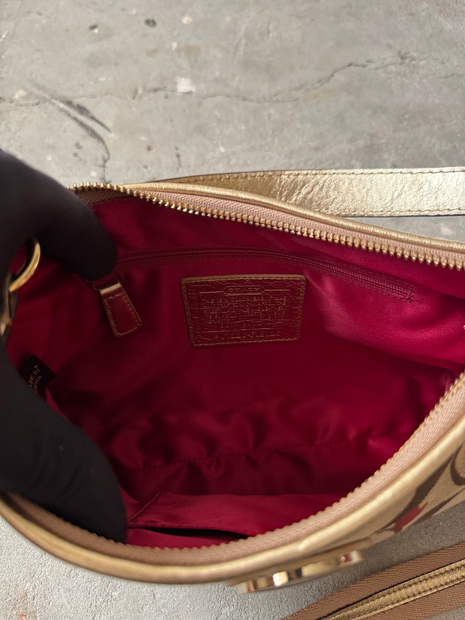 Coach 2Way Signature Heart Shoulder Bag Beige/Gold