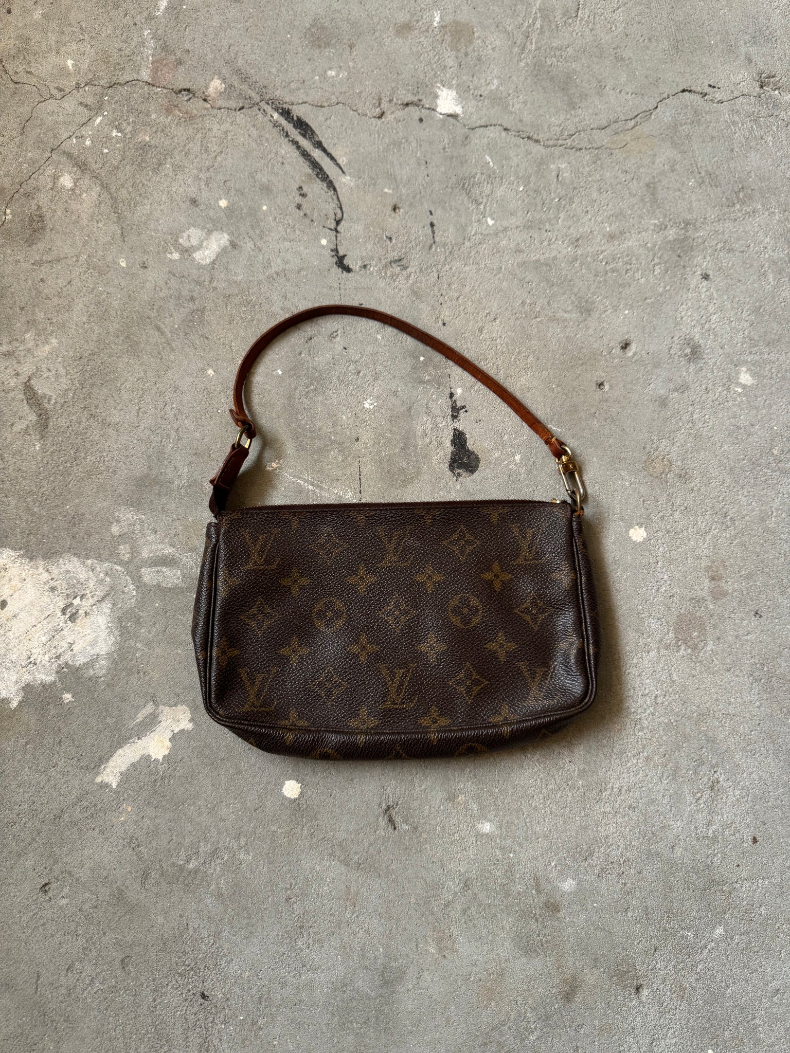 Louis Vuitton Monogram Pochette Bag