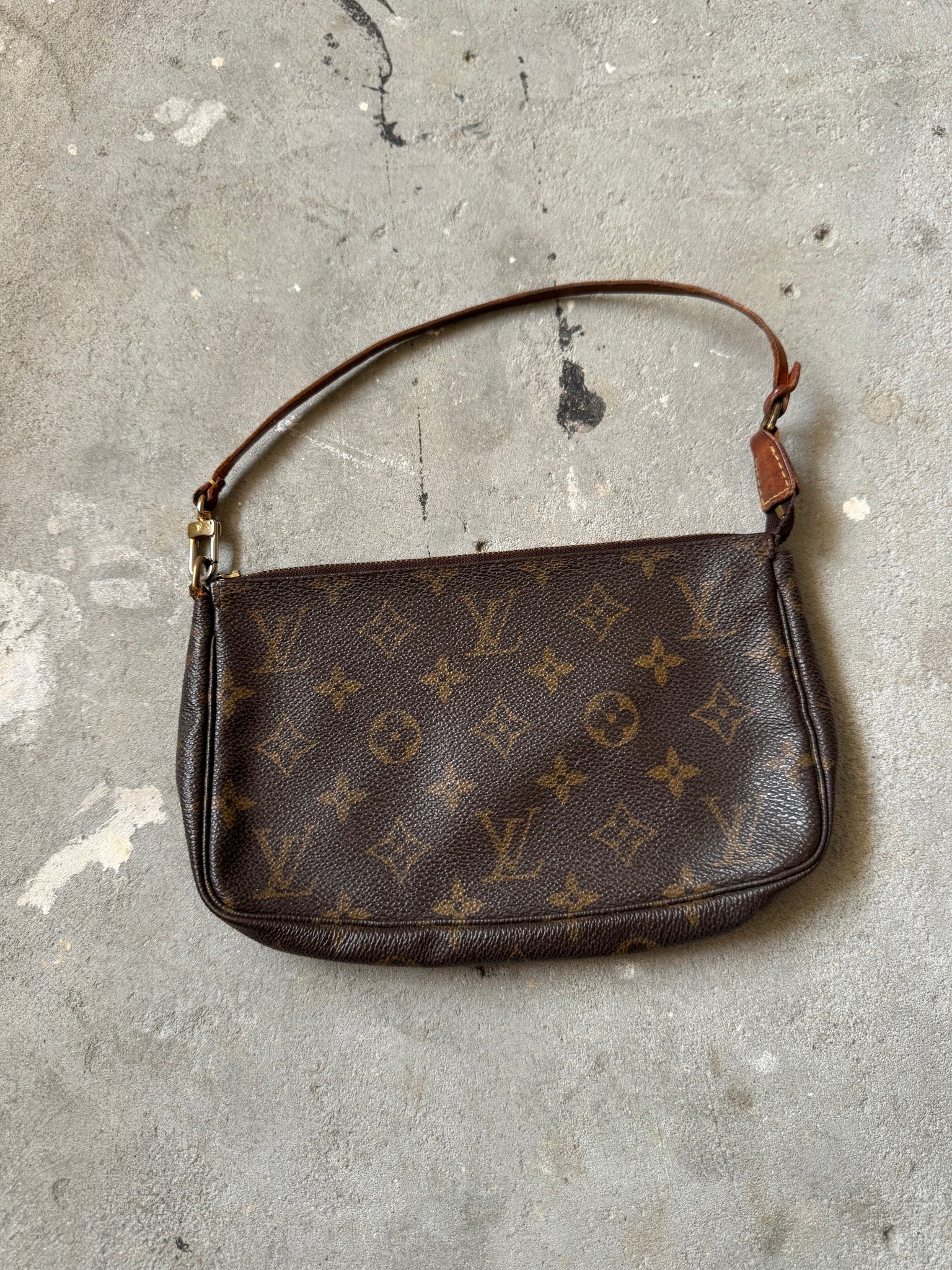 Louis Vuitton Monogram Pochette Bag