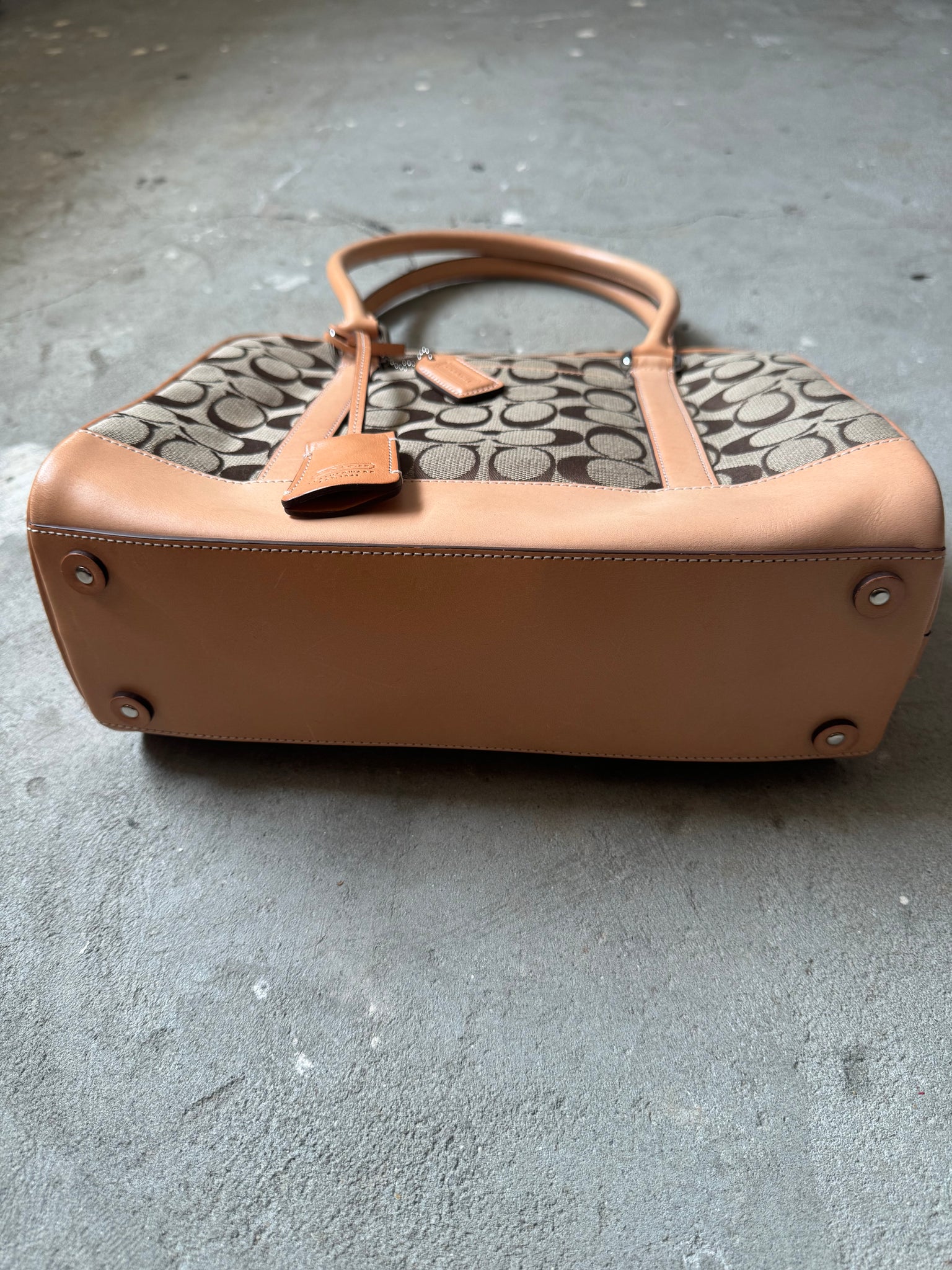 Coach Signature Hand Bag Beige