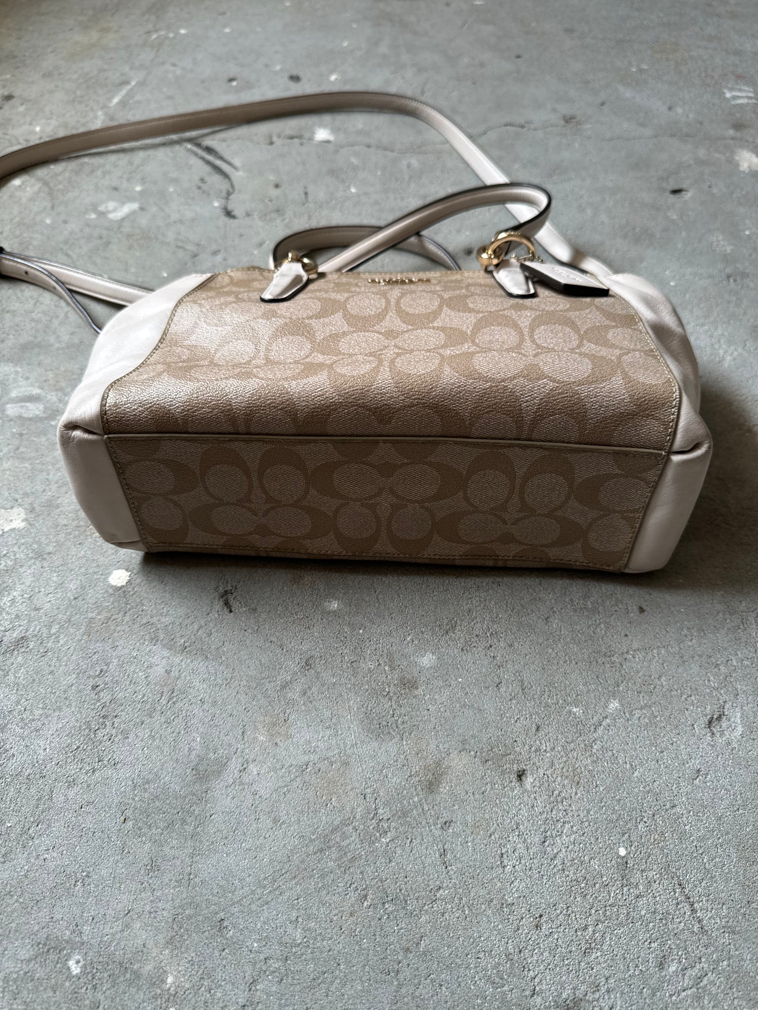Coach 2Way Christie Hand Bag Beige/White