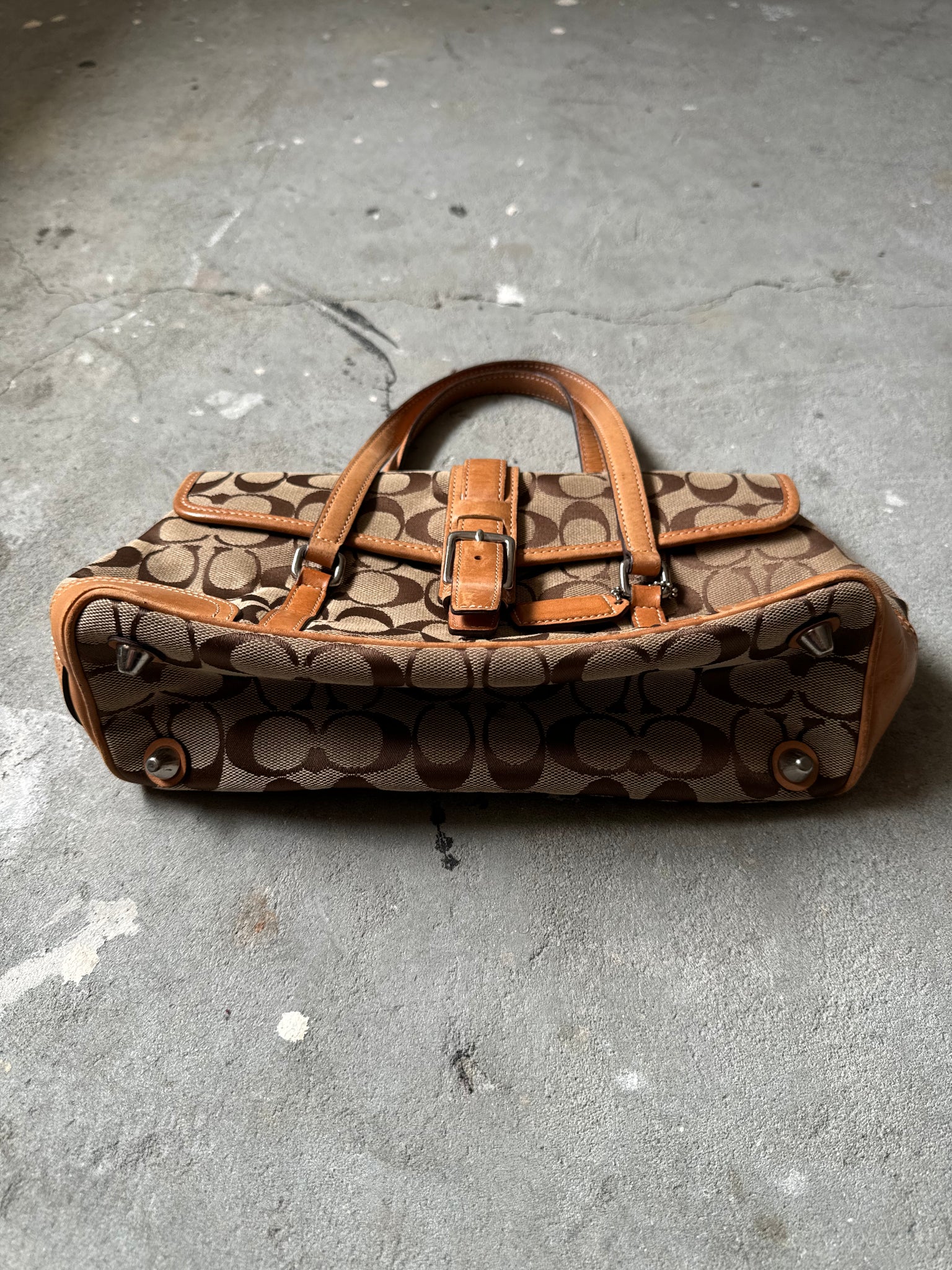 Coach Hamilton Hobo Hand Bag Beige (FREE)