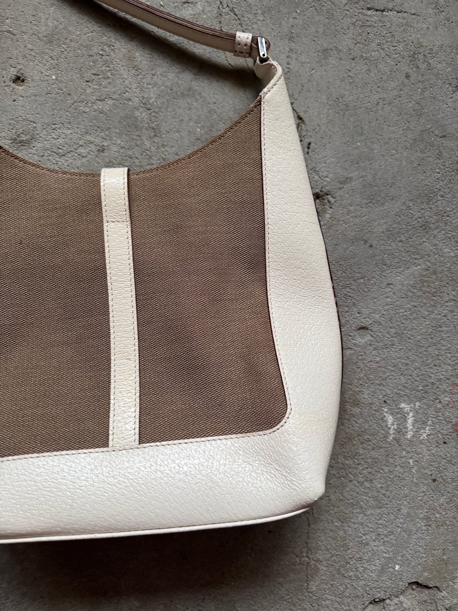 Gucci Canvas Jackie Shoulder Bag White/Brown