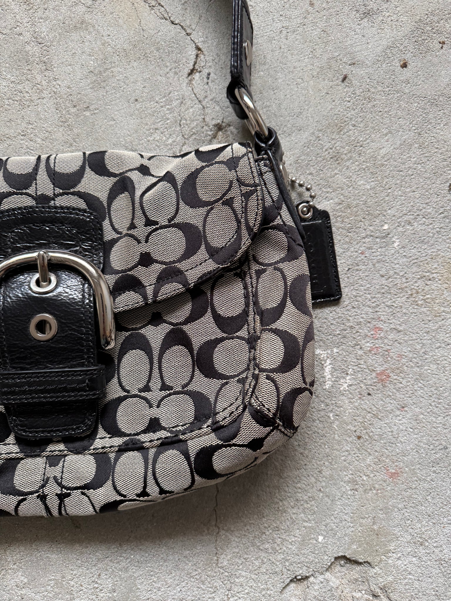 Coach Signature Sufflette Shoulder Bag Grey/Black