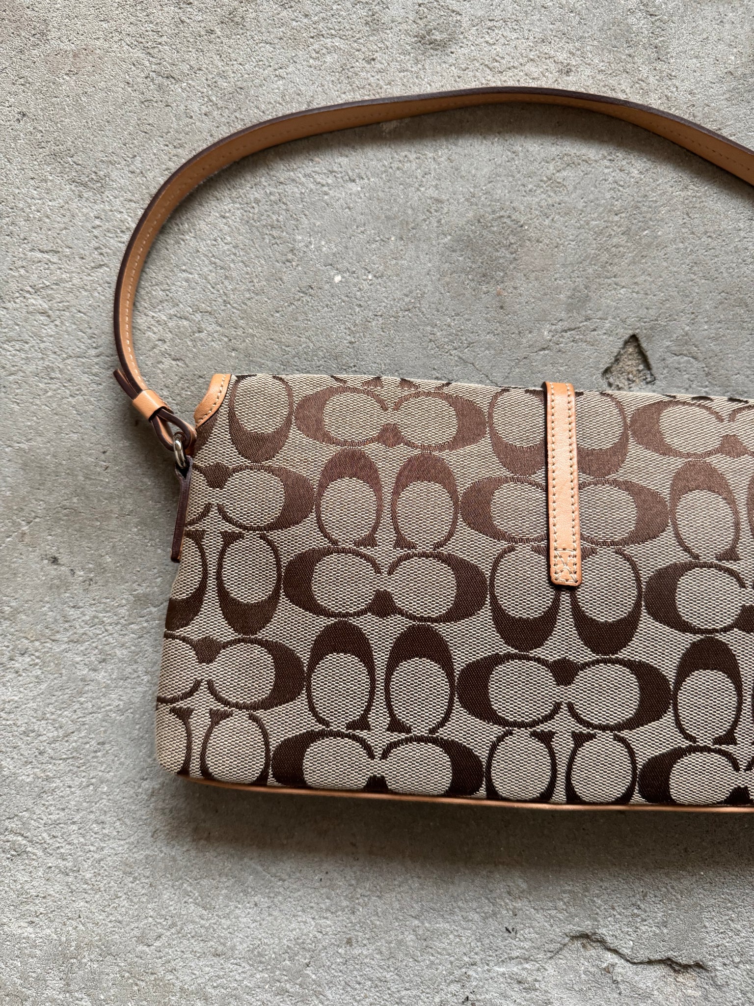 Coach Signature Demi Clip Baguette Beige Shoulder Bag