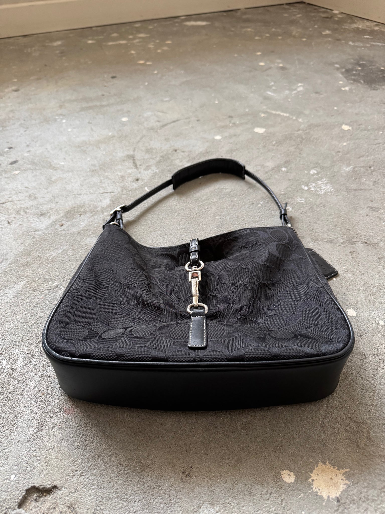 Coach Hobo Signature Clip Canvas Handbag 'Black'