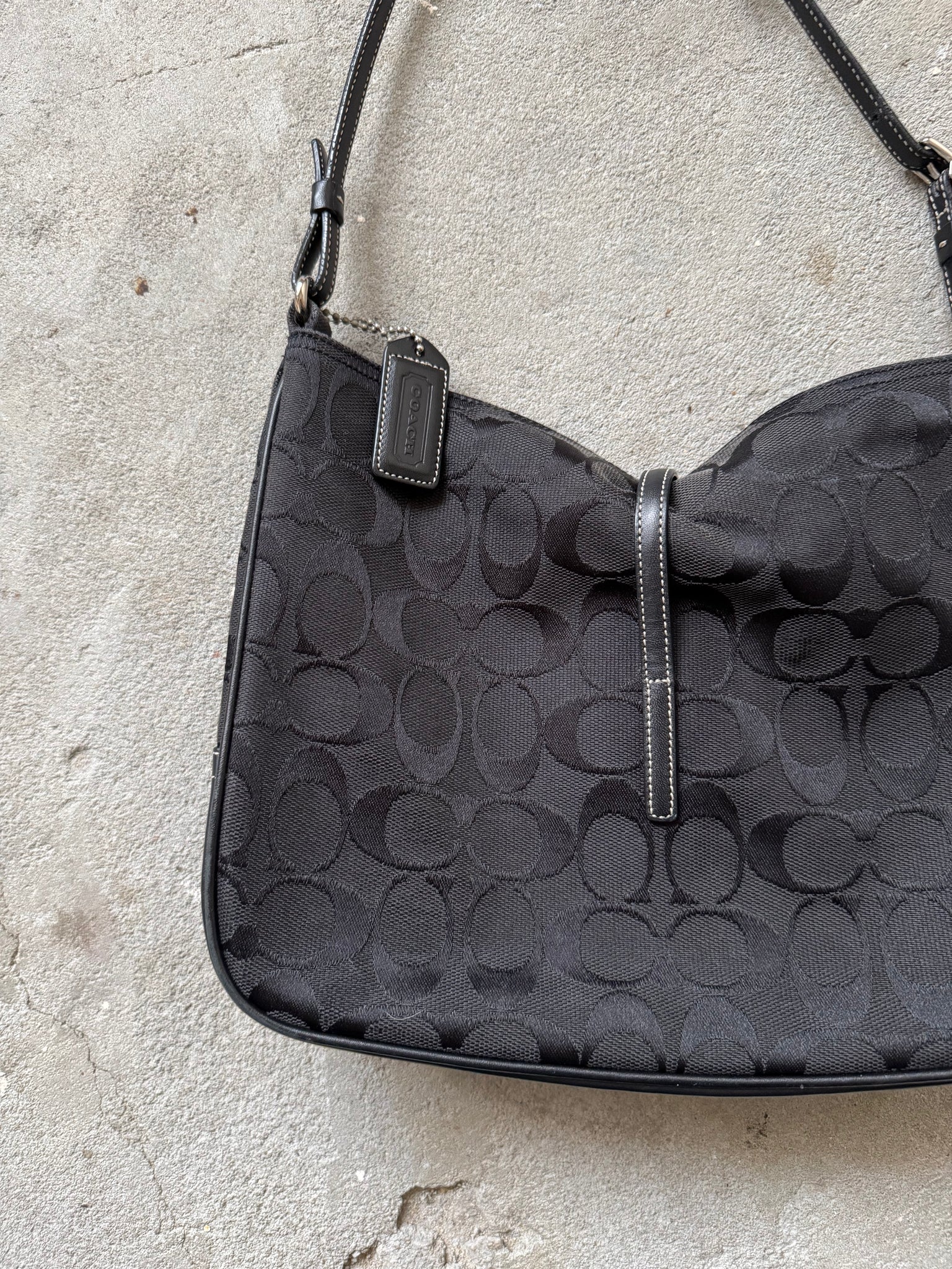 Coach Hobo Signature Clip Canvas Handbag 'Black'