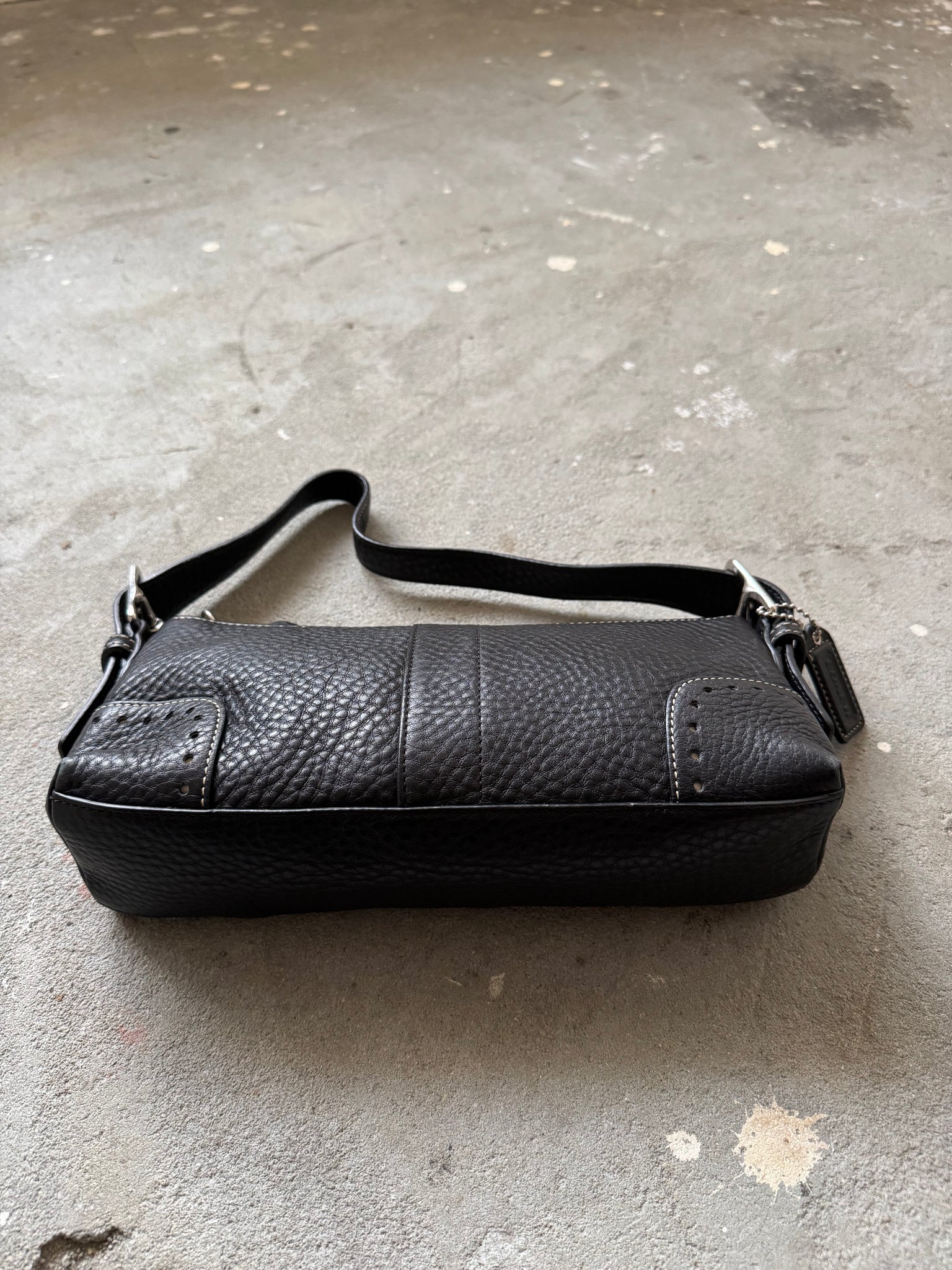 Coach Signature Hampton Baguette Leather ShoulderBag Black