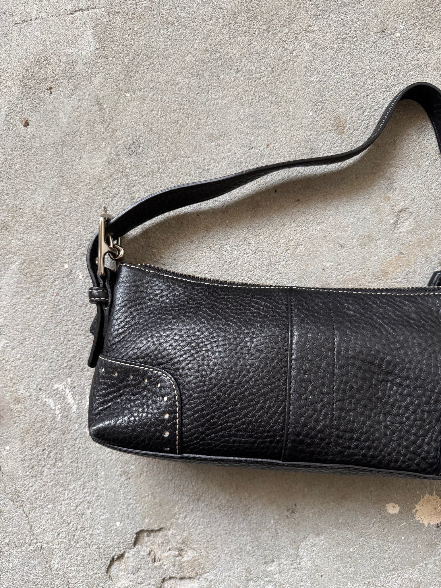 Coach Signature Hampton Baguette Leather ShoulderBag Black