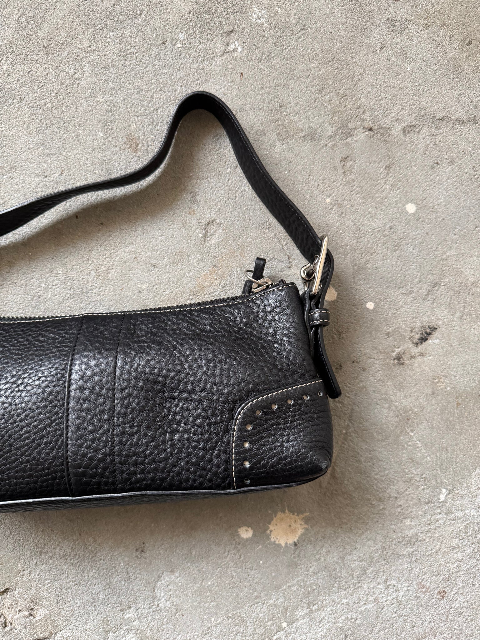 Coach Signature Hampton Baguette Leather ShoulderBag Black