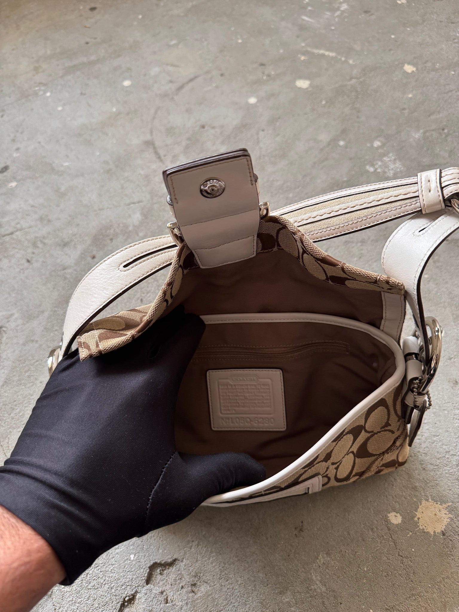 Coach Signature Soho Flap Shoulder Bag Beige/White