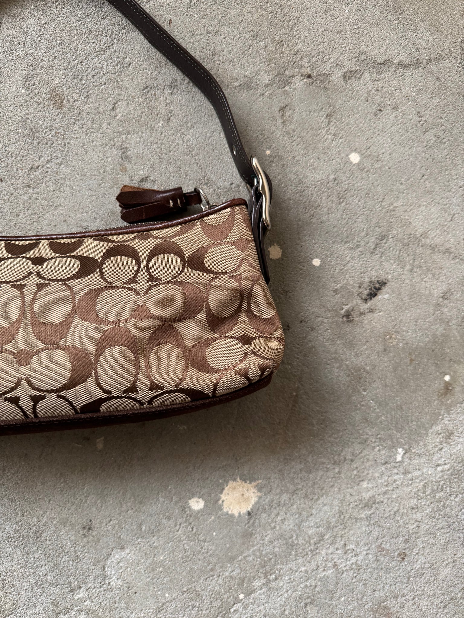 Coach Signature Hampton Strip Baguette Shoulder Bag Beige