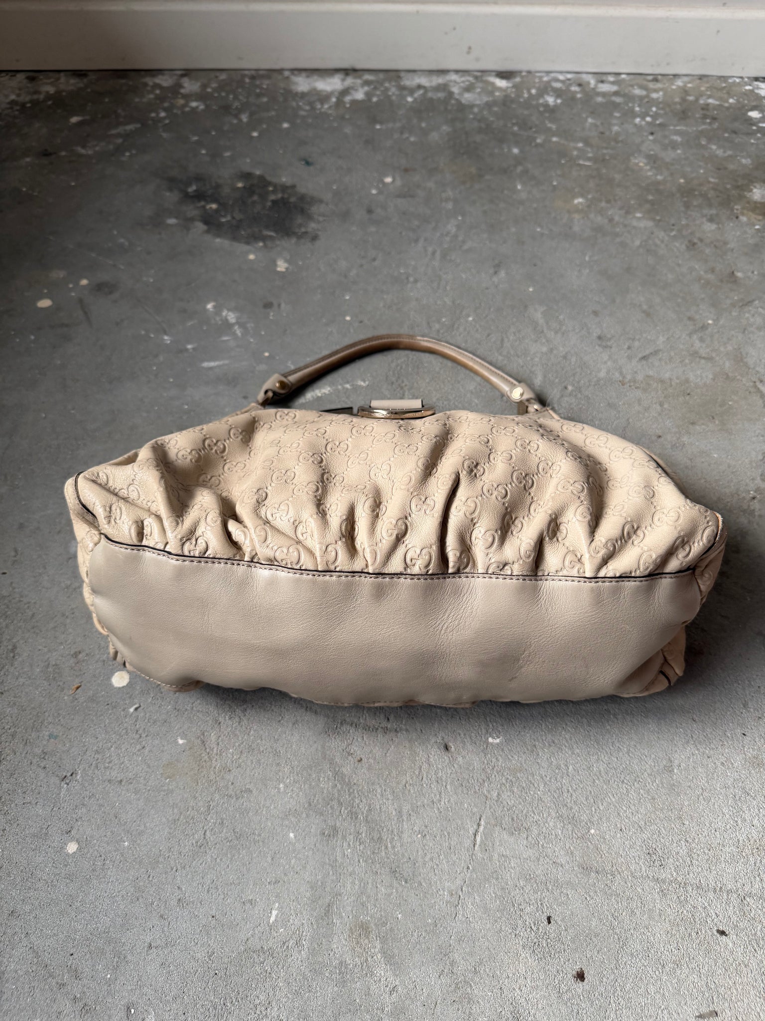 Gucci GG Monogram Abbey Guccissima Shoulder Bag Cream