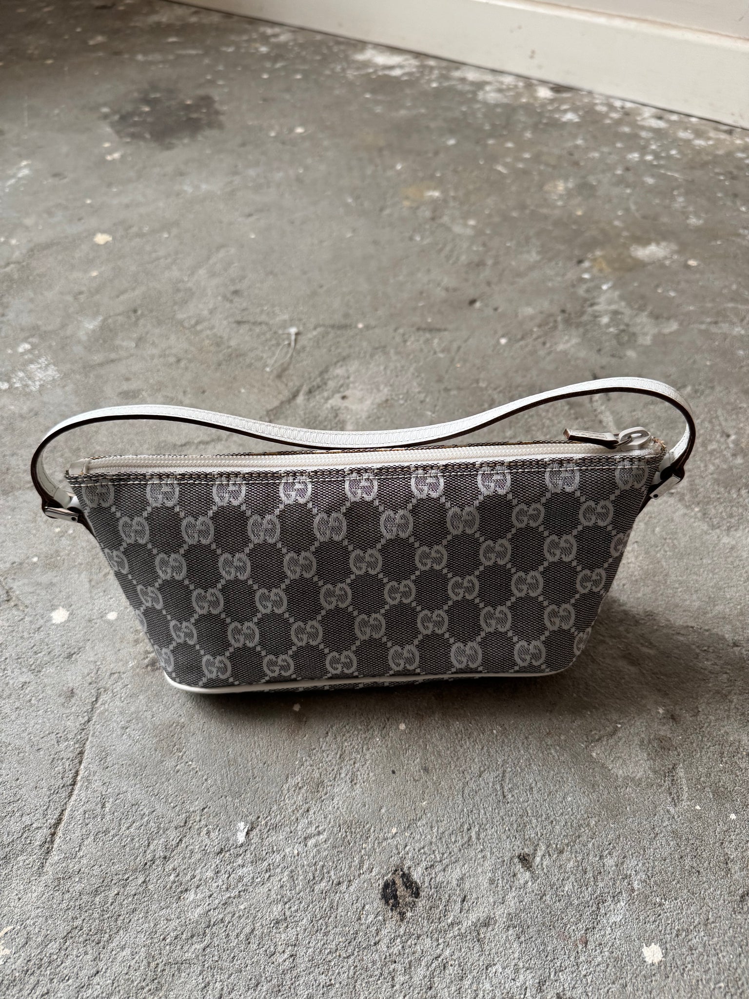Gucci GG Monogram Pochette Boat Shoulder Bag Silver/White