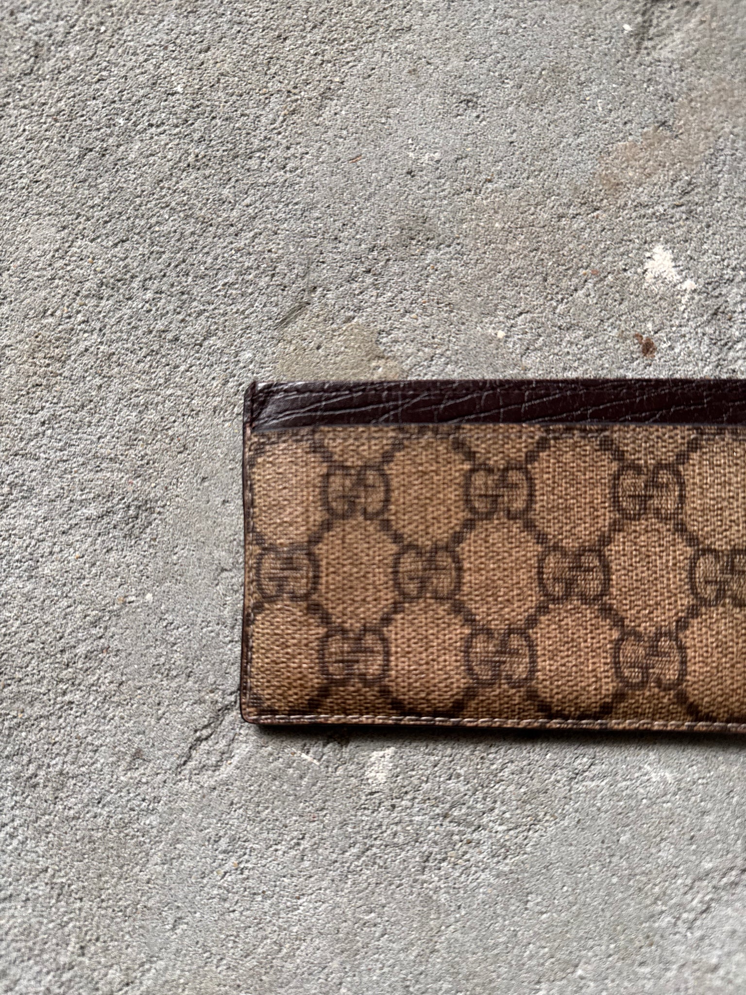 Gucci GG Monogram Card Holder Beige/Black