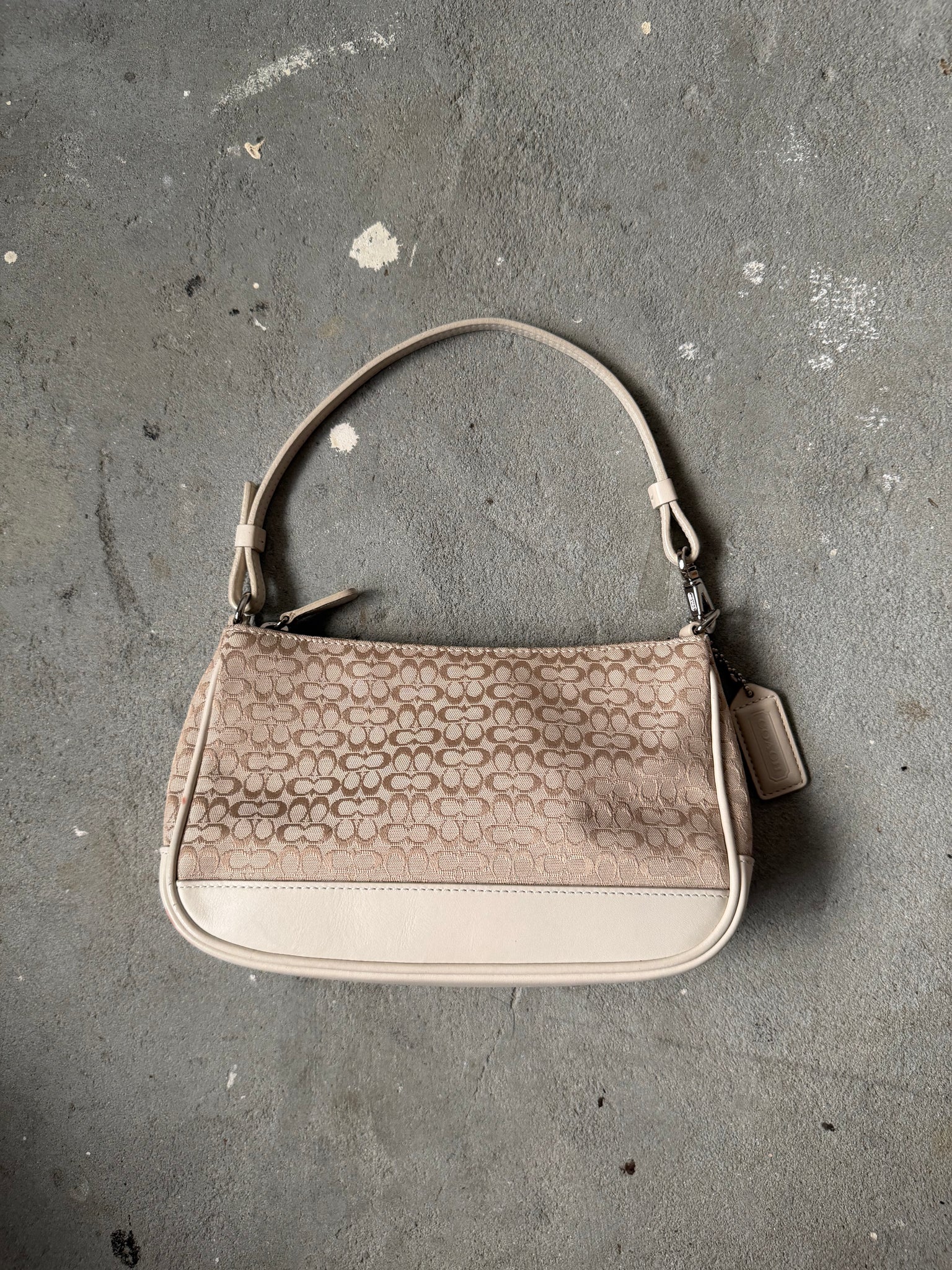 Coach Y2K Demi Shoulder Bag Beige/White