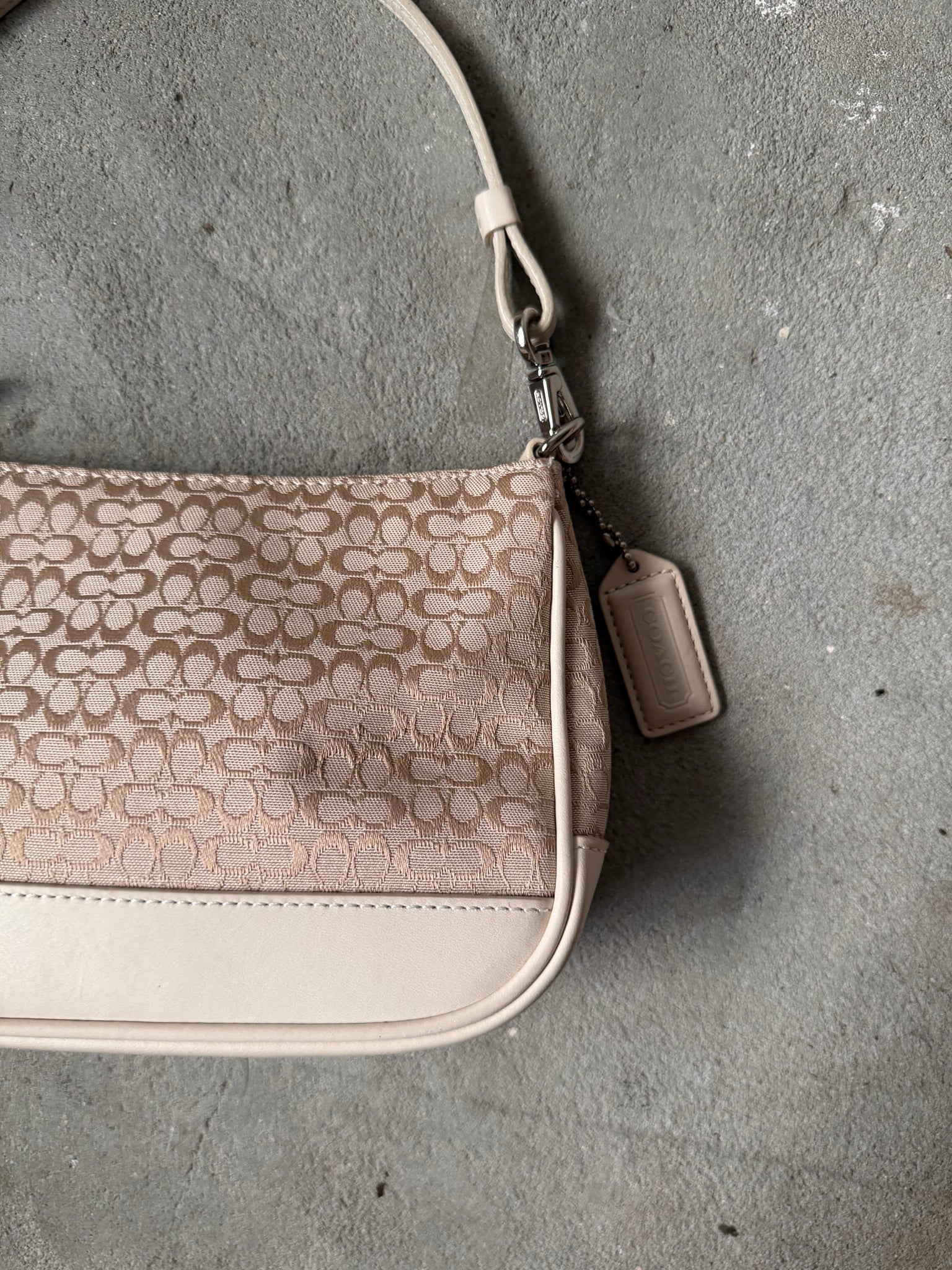 Coach Y2K Demi Shoulder Bag Beige/White