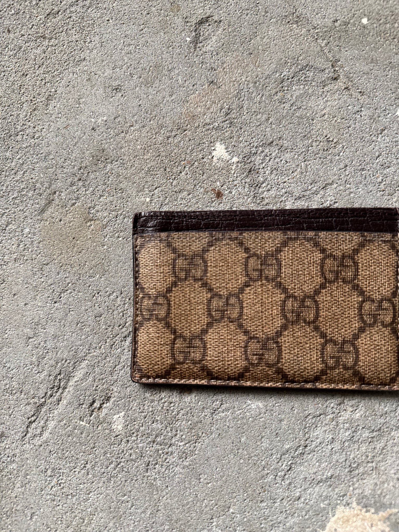 Gucci GG Monogram Card Holder Beige/Black
