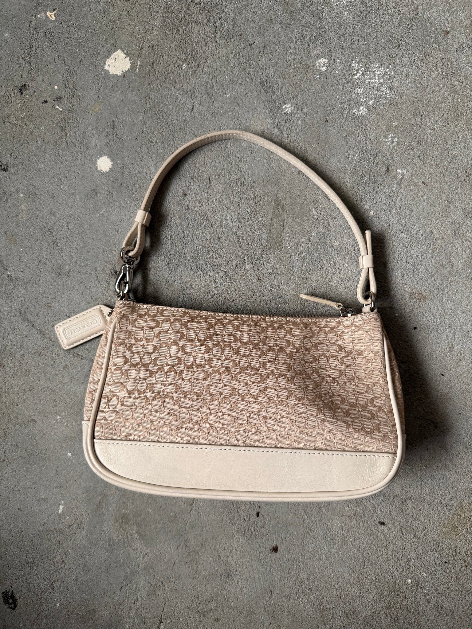 Coach Y2K Demi Shoulder Bag Beige/White