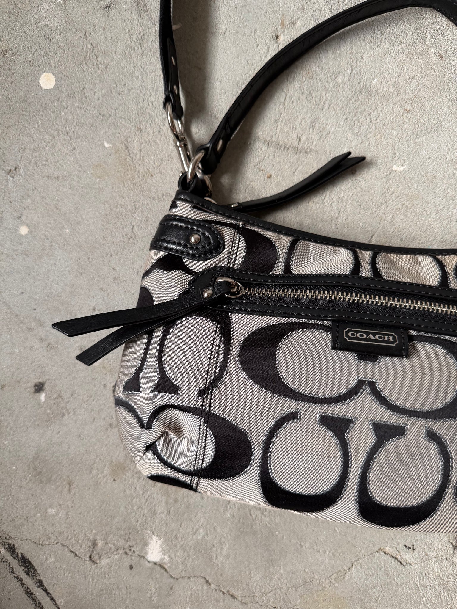 Coach 2Way Signature Shoulder Bag Grey/Black