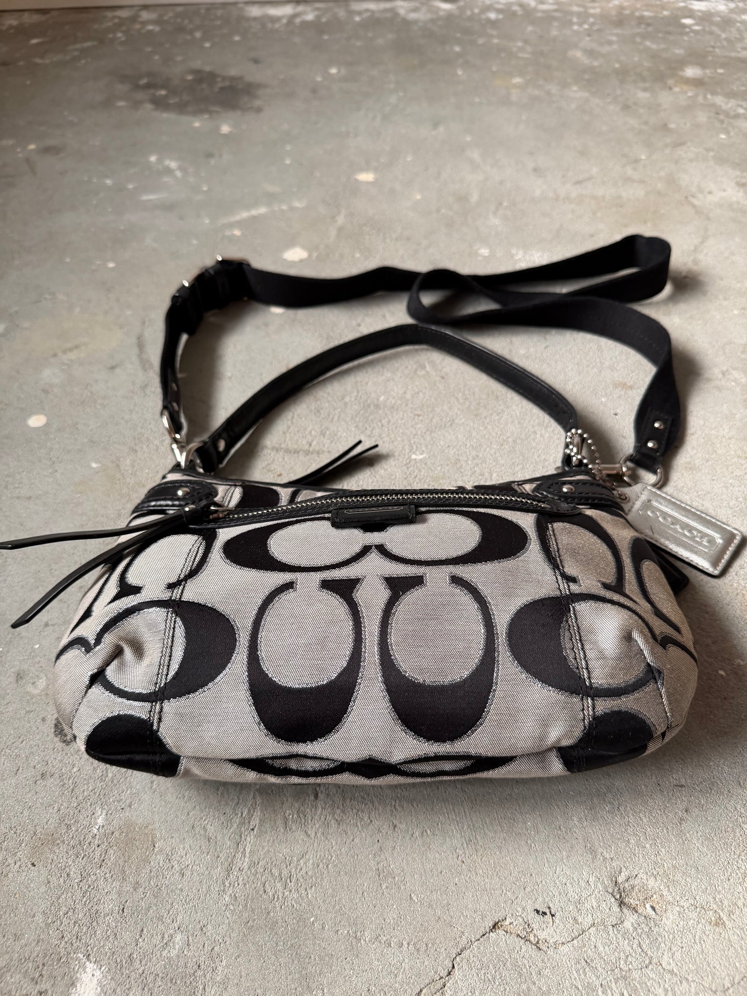 Coach 2Way Signature Shoulder Bag Grey/Black