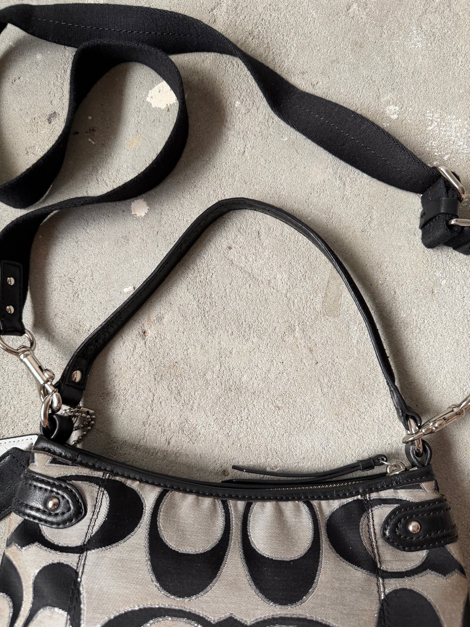 Coach 2Way Signature Shoulder Bag Grey/Black