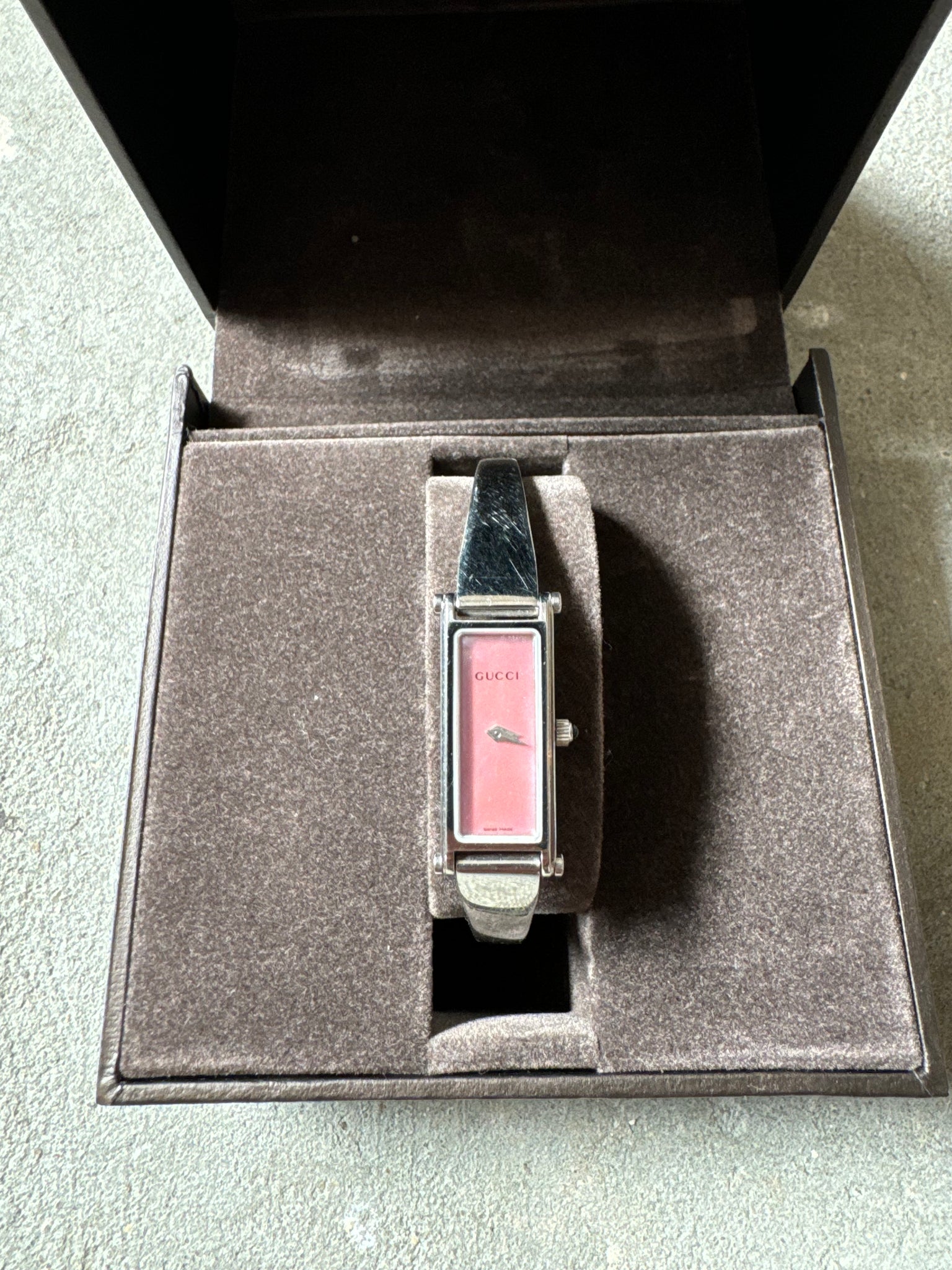 Gucci 1500L Pink Pearl Dial Watch