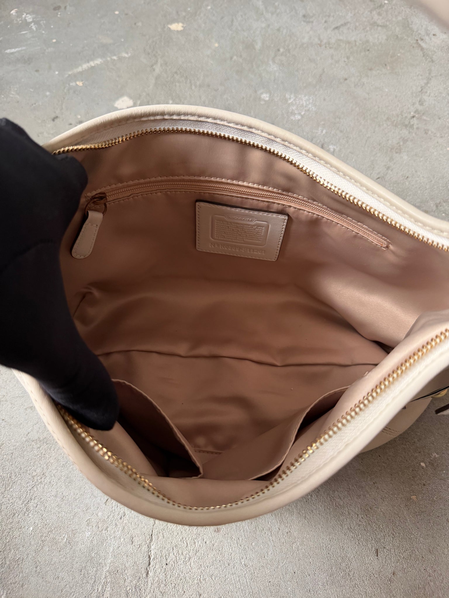 Coach HorseBit Ergo Leather Shoulder Bag White