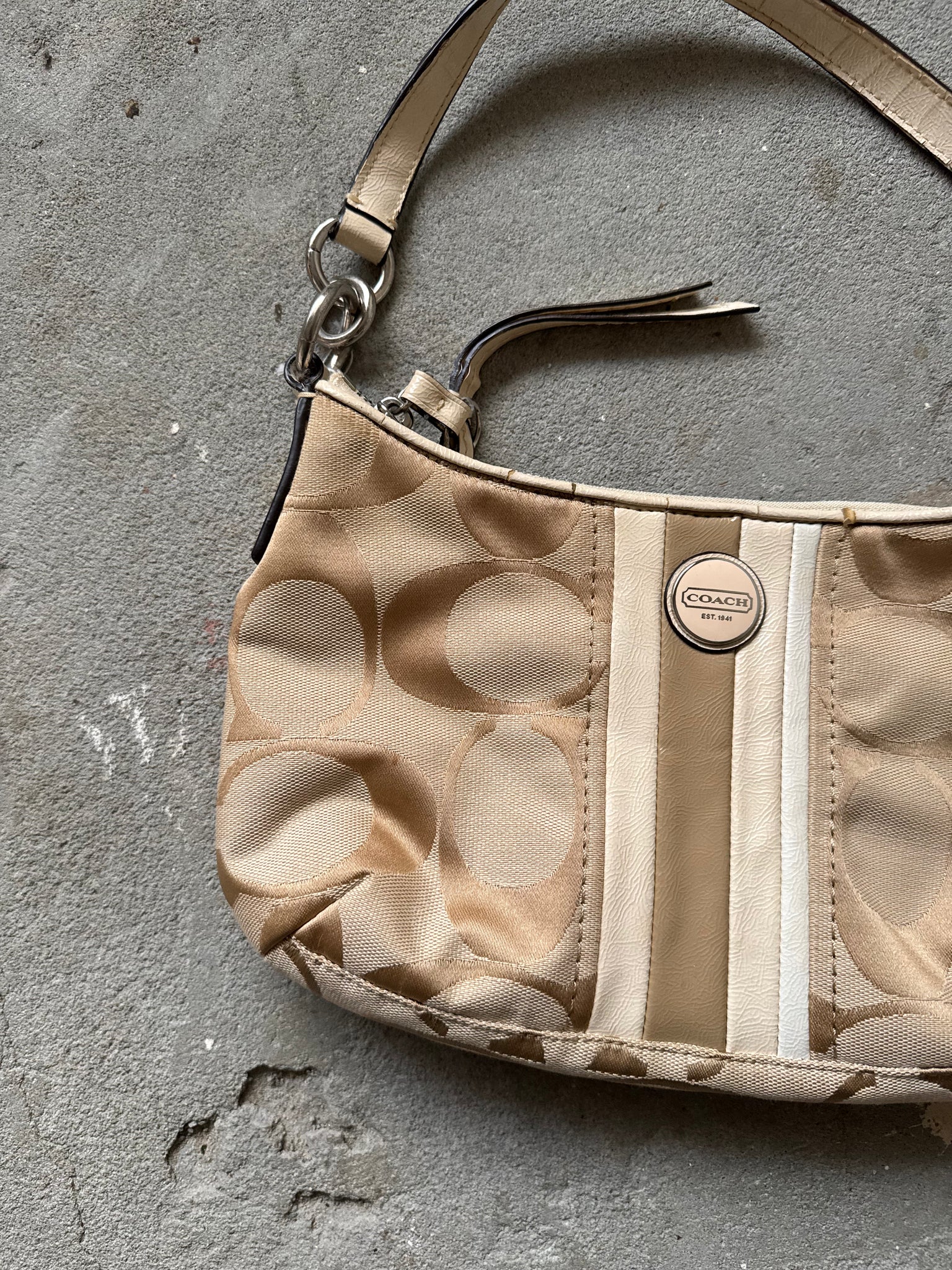 Coach Signature Stripe Shoulder Bag Beige/Cream