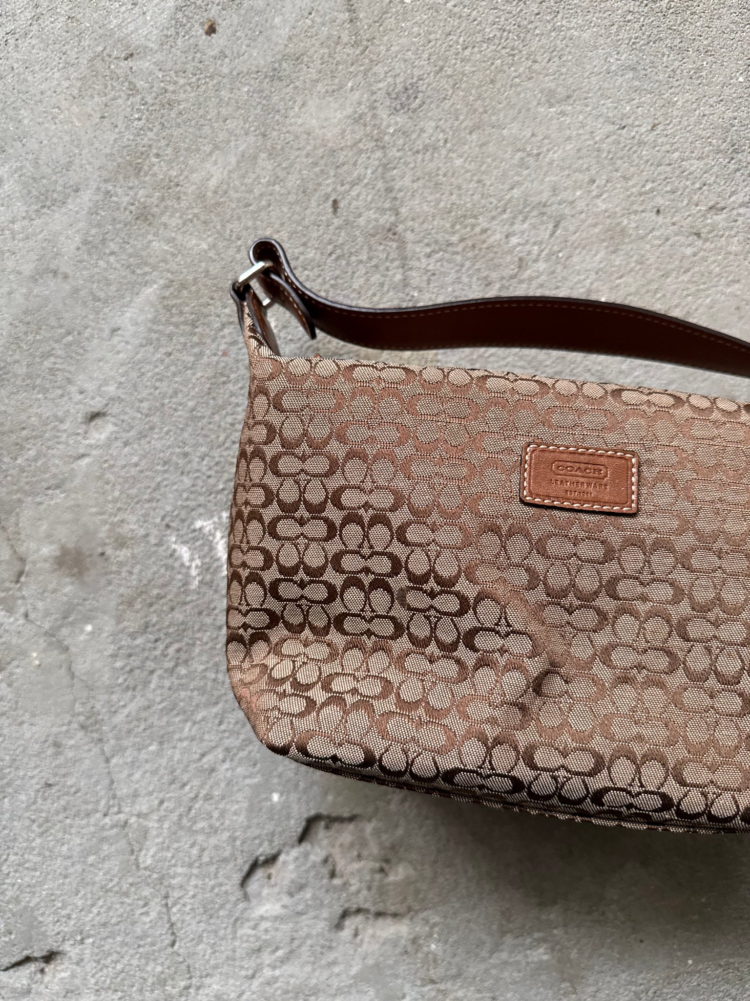 Coach Signature Mini Hobo Shoulder Bag Beige/Brown