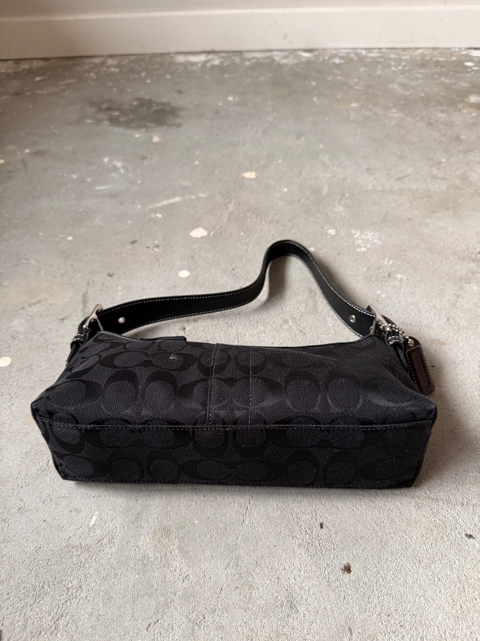 Coach Signature Hampton Baguette Shoulder Bag Black