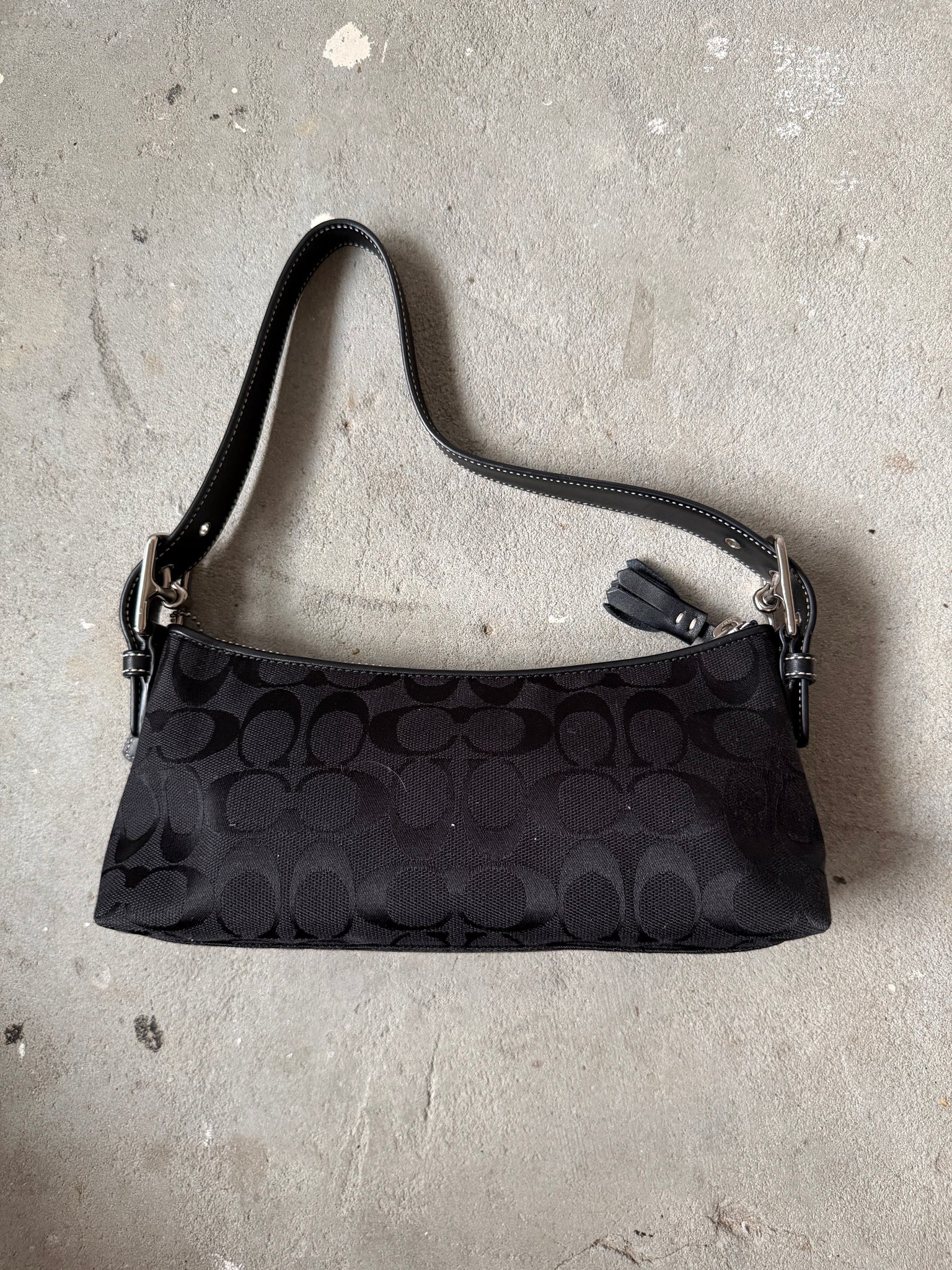 Coach Signature Hampton Baguette Shoulder Bag Black