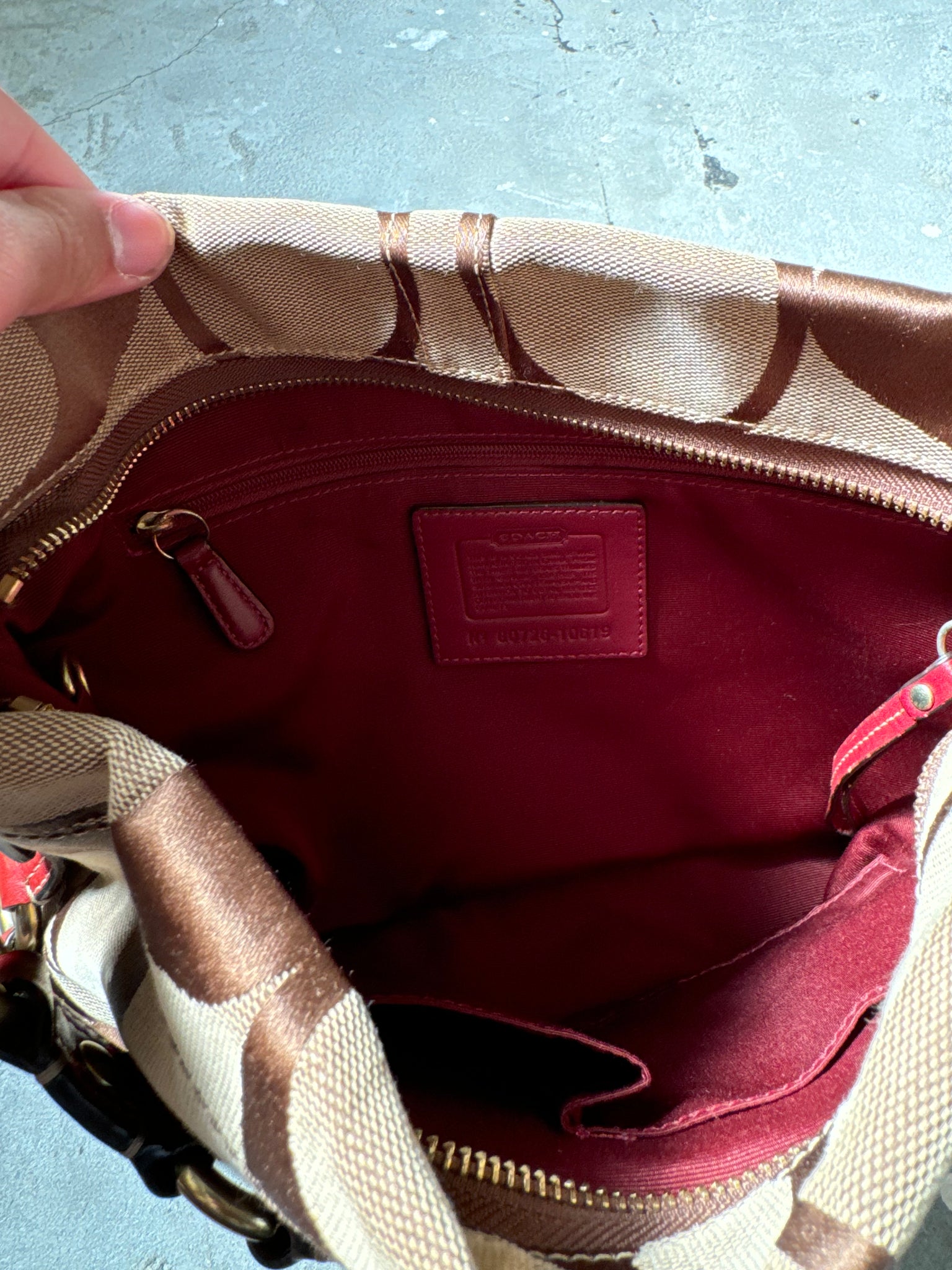 Coach Signature Carly ShoulderBag Beige/Red