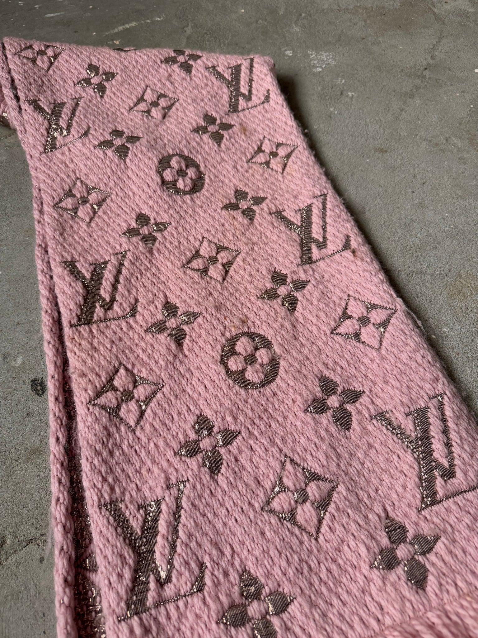 Louis Vuitton Monogram Echarpe Wool Scarf Pink