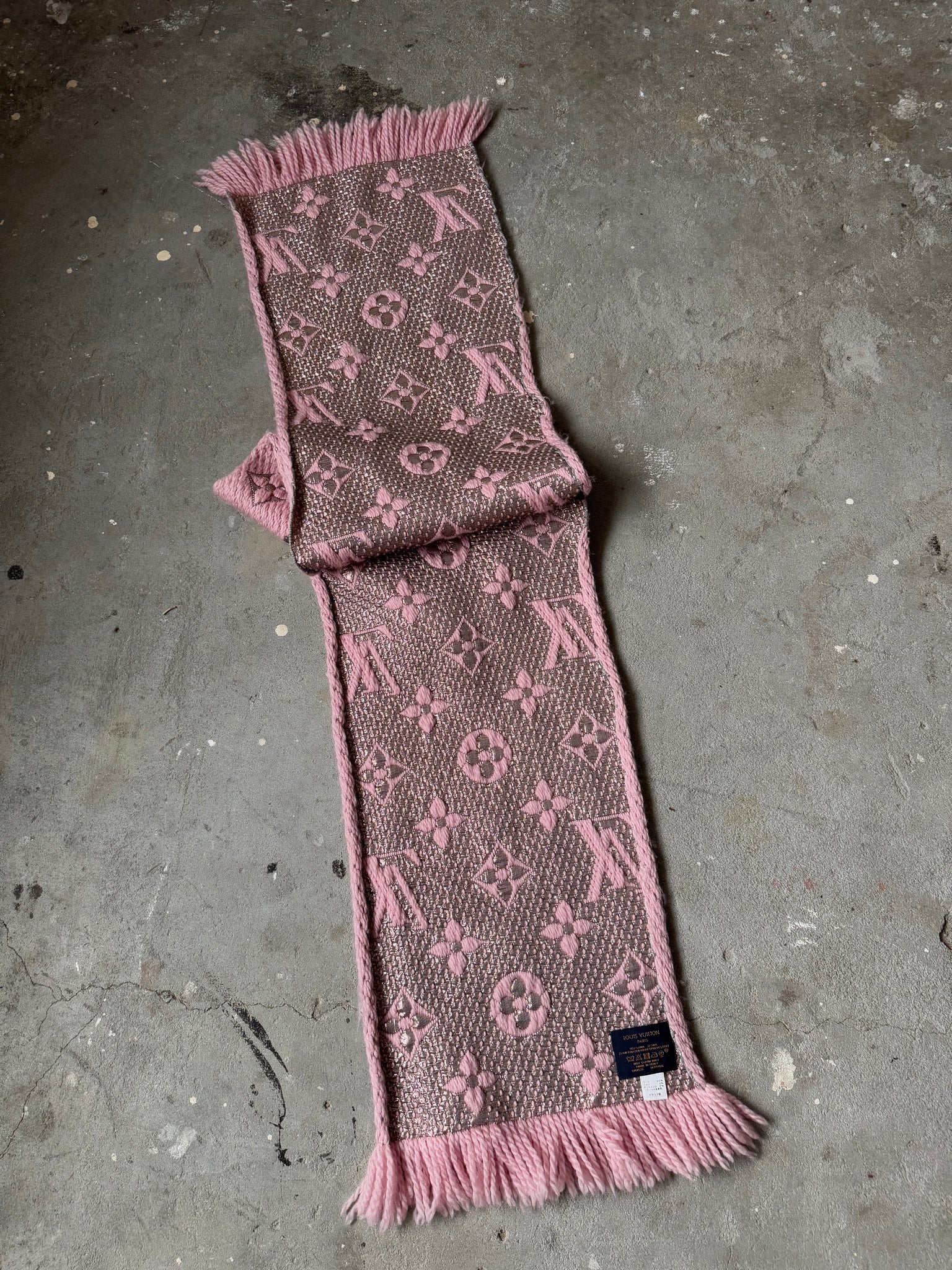 Louis Vuitton Monogram Echarpe Wool Scarf Pink