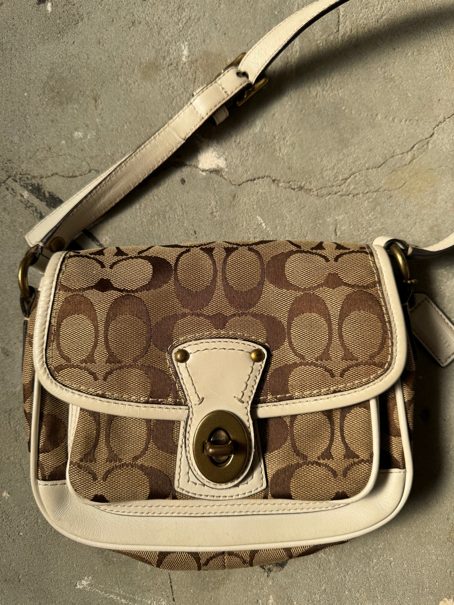 Coach Signature Crossbody Bag Beige/White