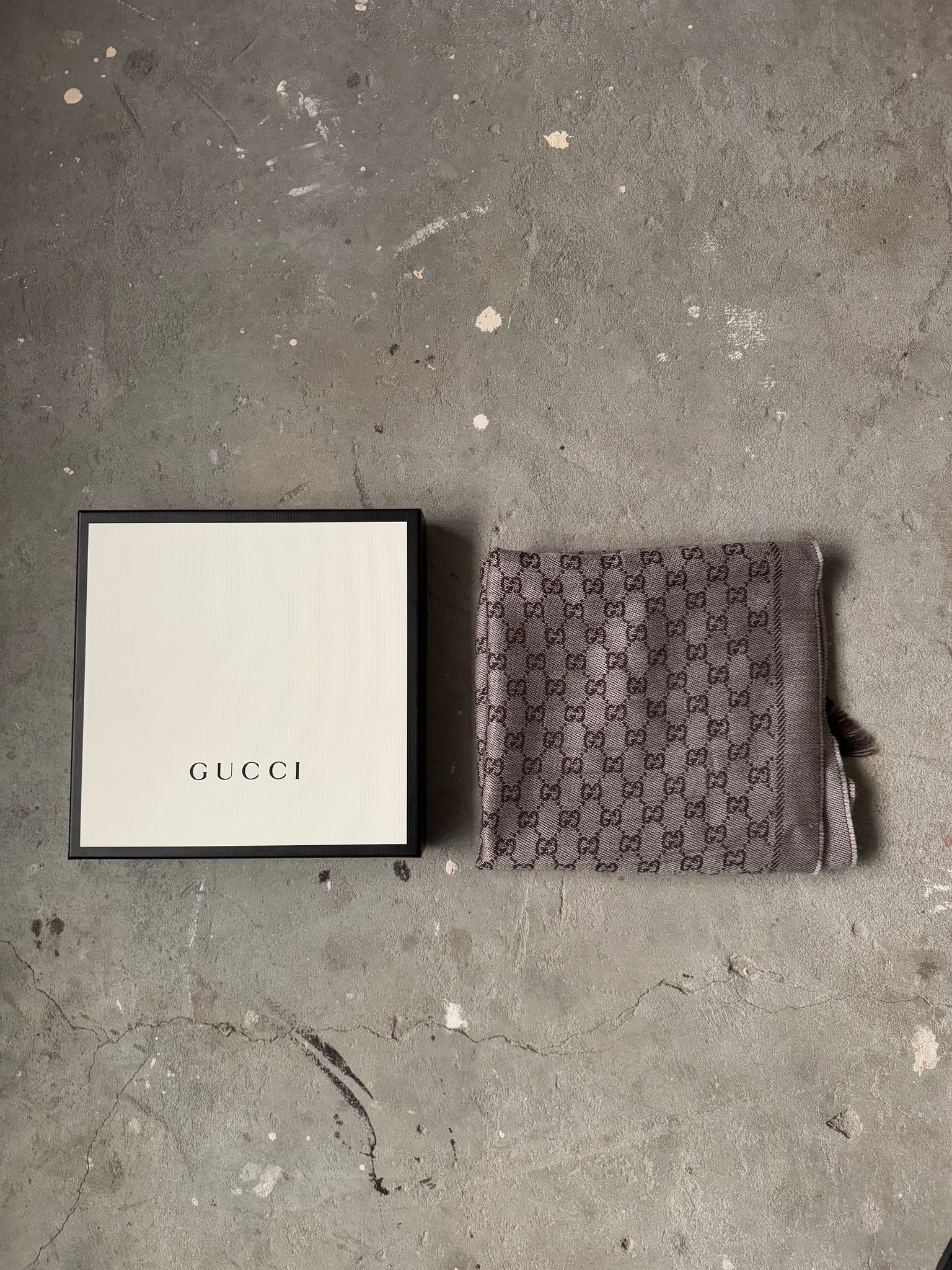 Gucci GG Monogram Wool Scarf Grey/Brown