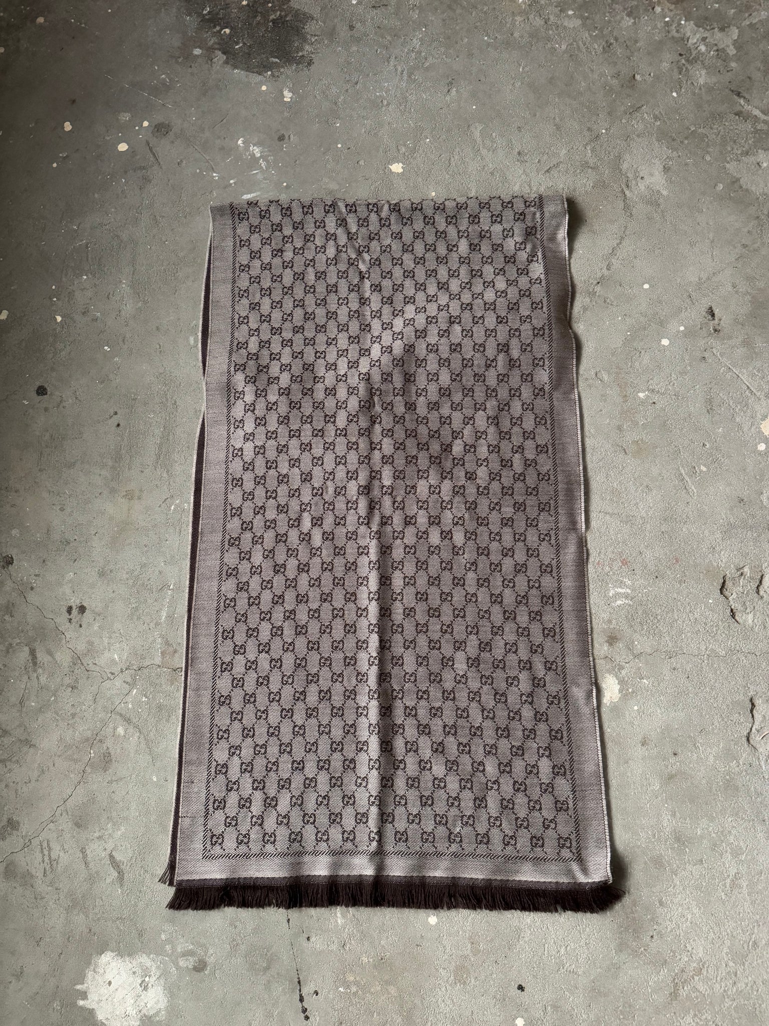 Gucci GG Monogram Wool Scarf Grey/Brown