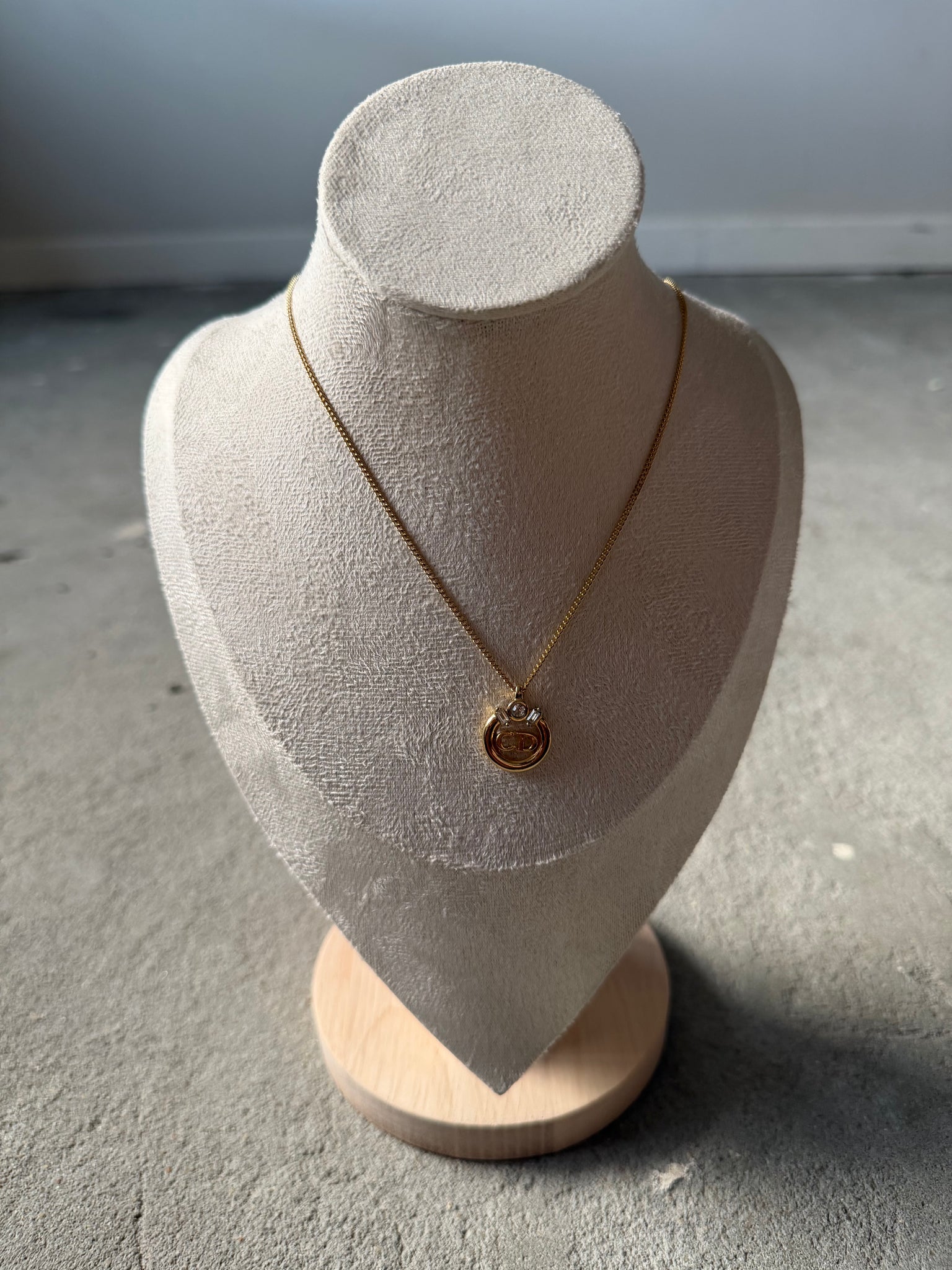 Dior CD Rhinestone Circle Necklace Gold