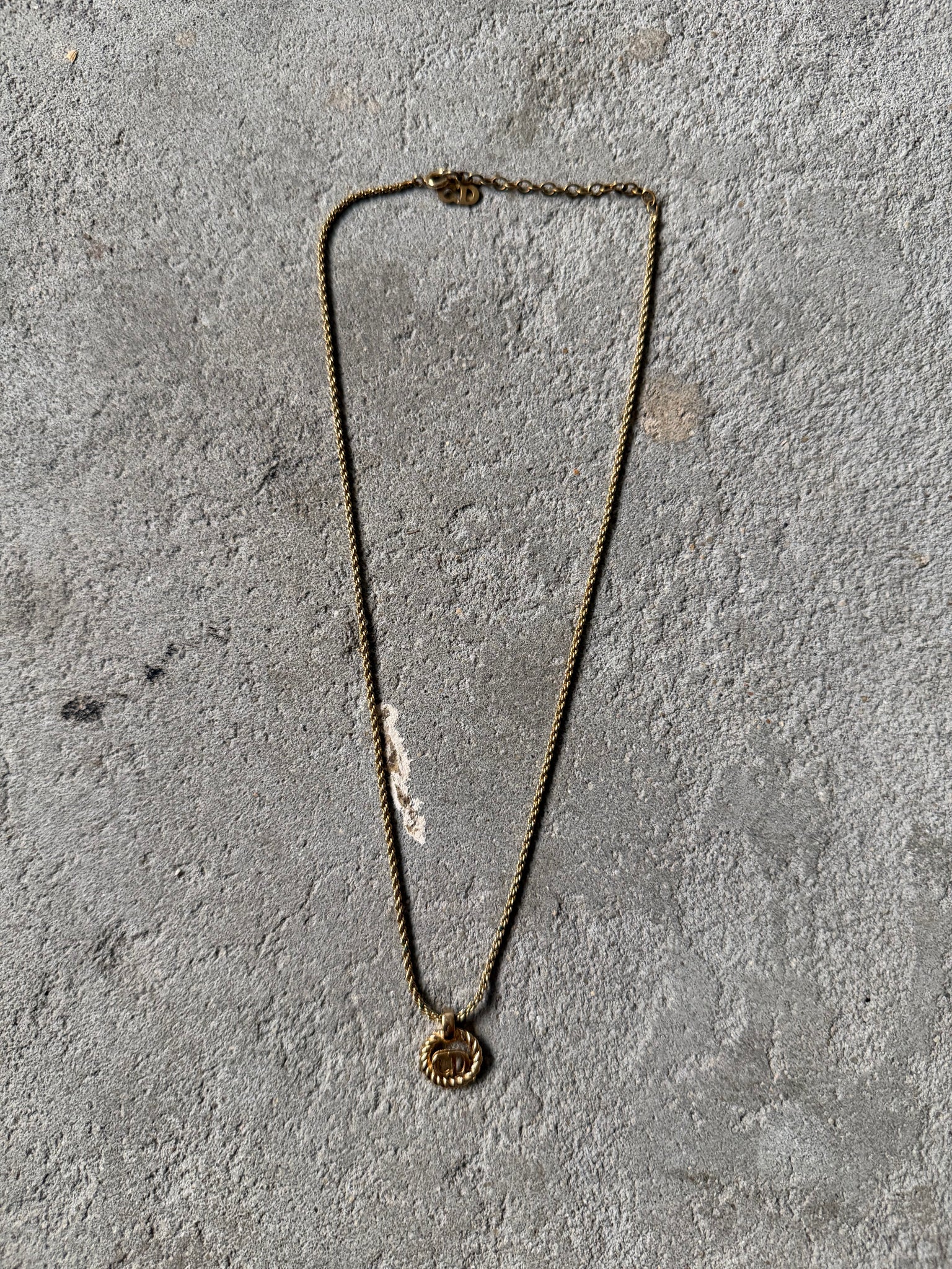 Dior CD Wreath Necklace Gold