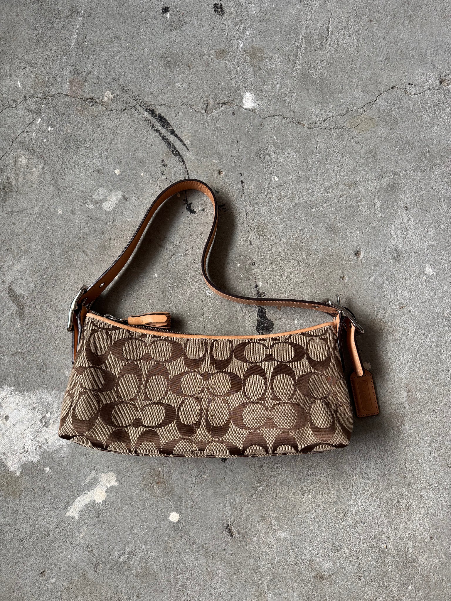 Coach Signature Hampton Baguette Shoulder Bag Beige