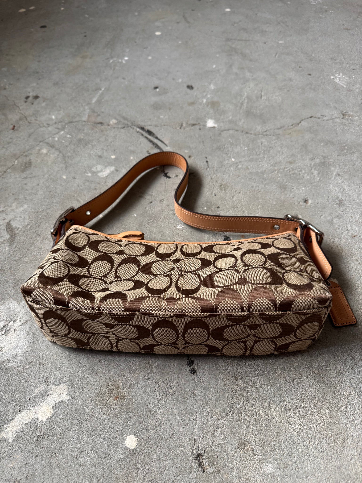 Coach Signature Hampton Baguette Shoulder Bag Beige