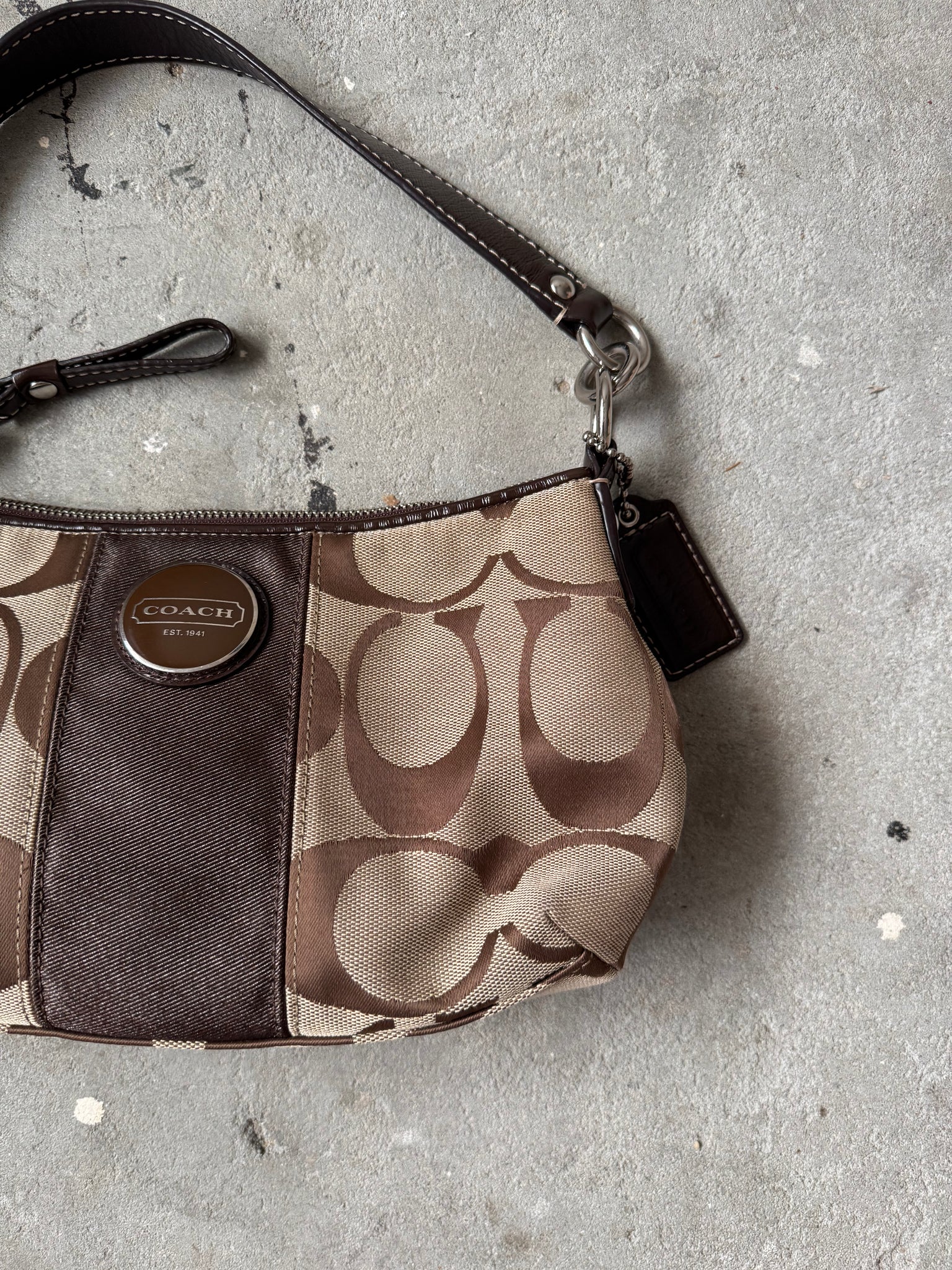 Coach Signature Strip Shoulder Bag Beige/Brown