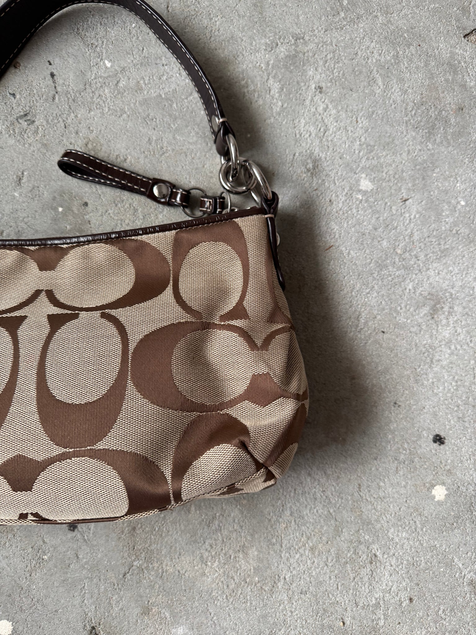 Coach Signature Strip Shoulder Bag Beige/Brown