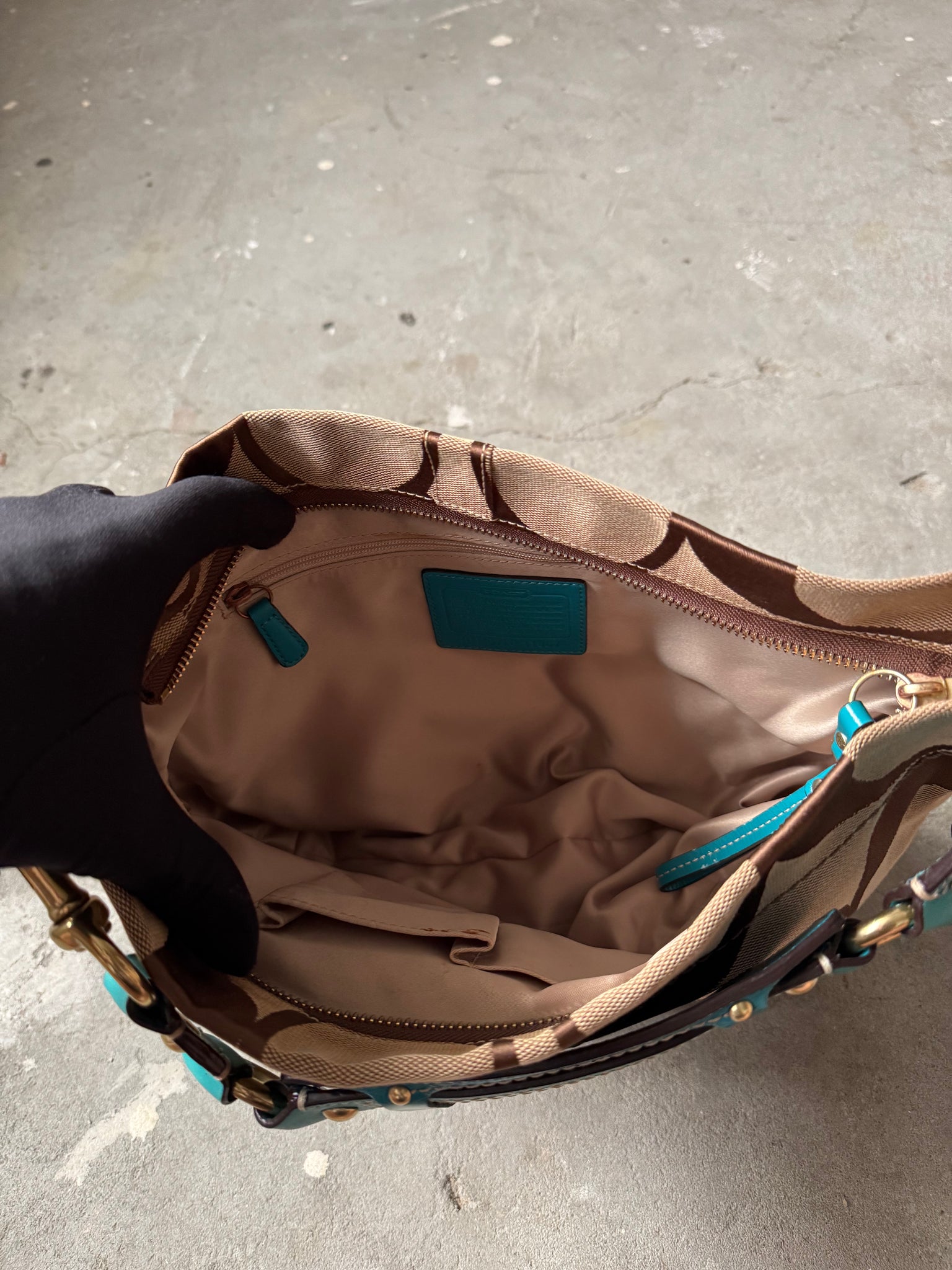 Coach Signature Carly Shoulder Bag Beige/Aqua