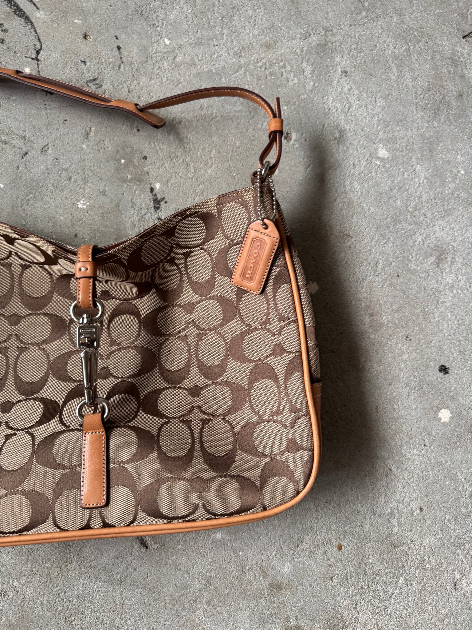 Coach Hobo Signature Clip Canvas Hand Bag Beige