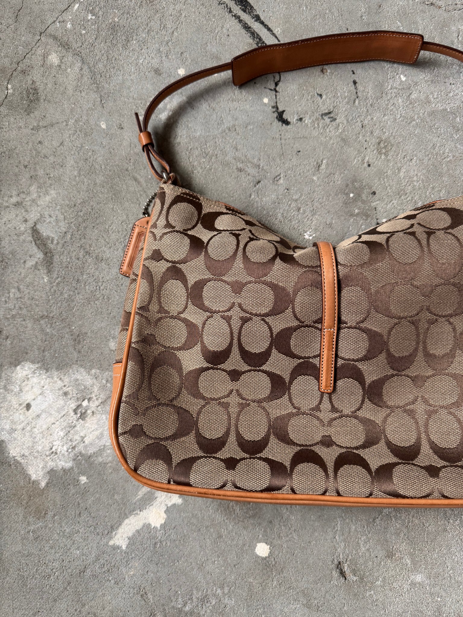 Coach Hobo Signature Clip Canvas Hand Bag Beige