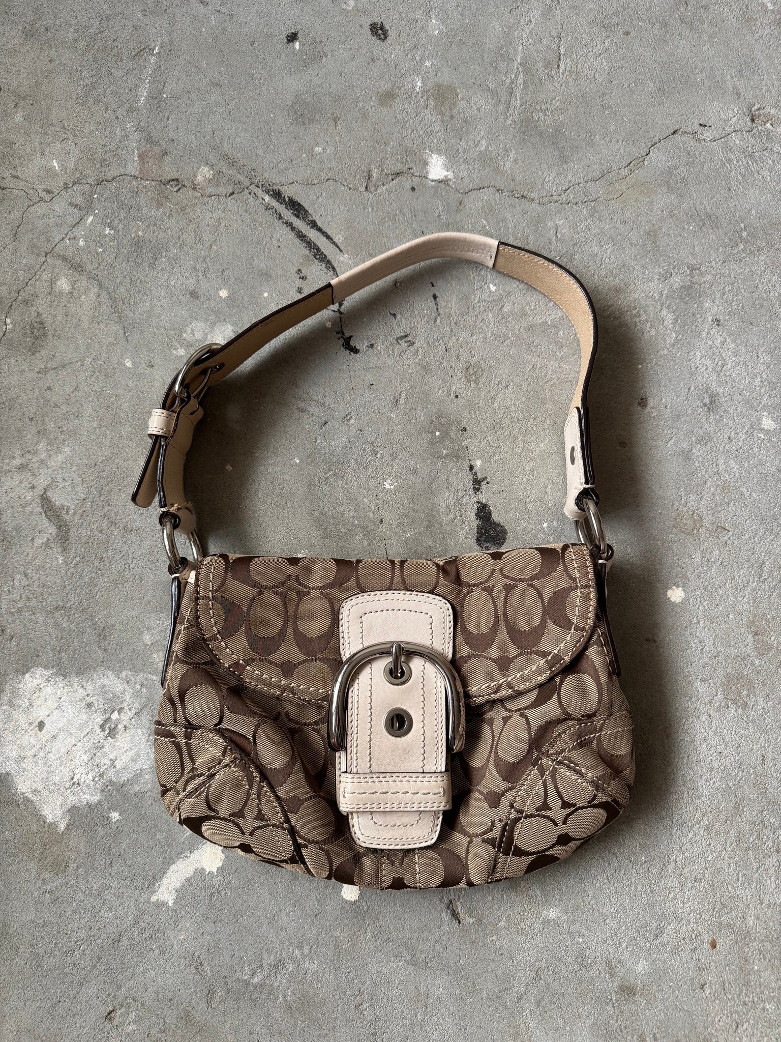 Coach Signature Soho Flap Shoulder Bag Beige/White