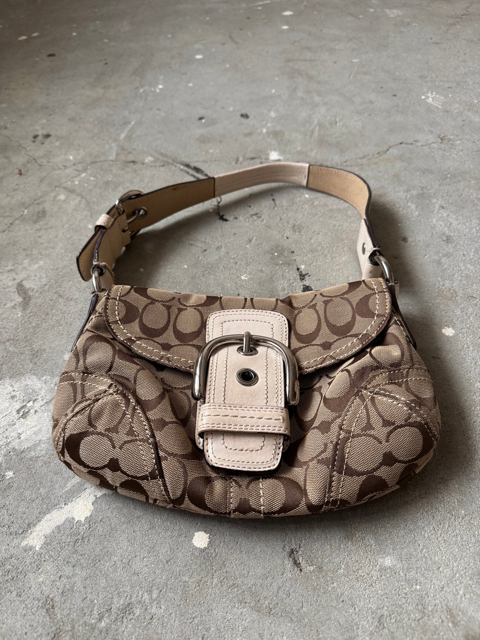Coach Signature Soho Flap Shoulder Bag Beige/White